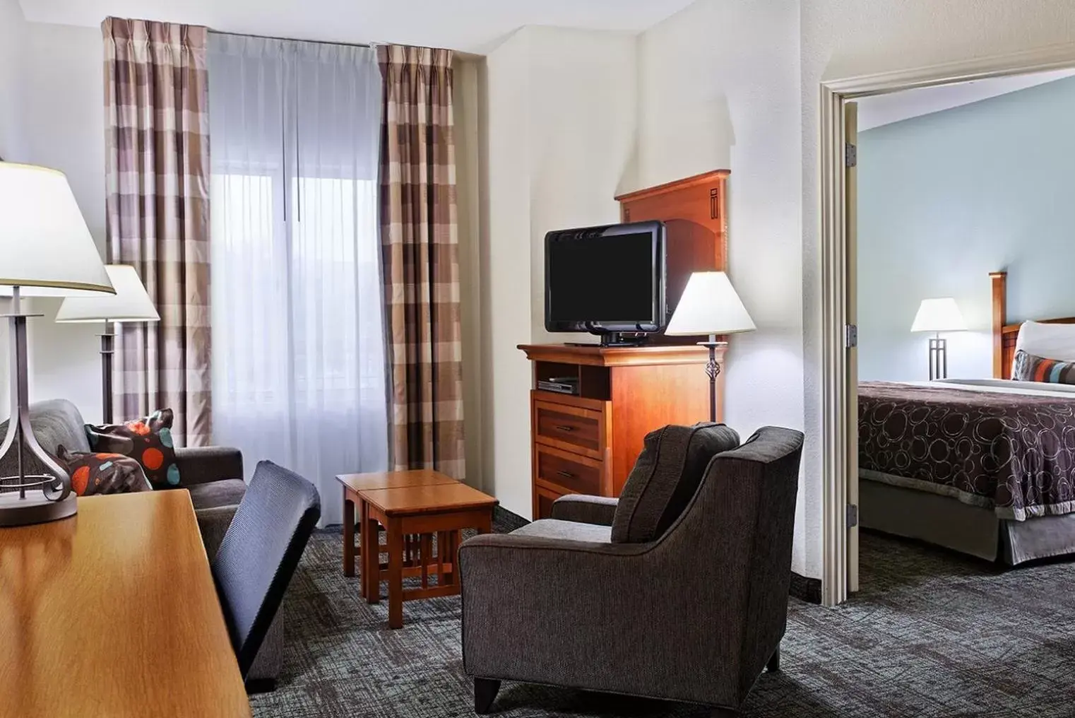 Photo of the whole room, TV/Entertainment Center in Staybridge Suites Chattanooga Downtown - Convention Center, an IHG Hotel