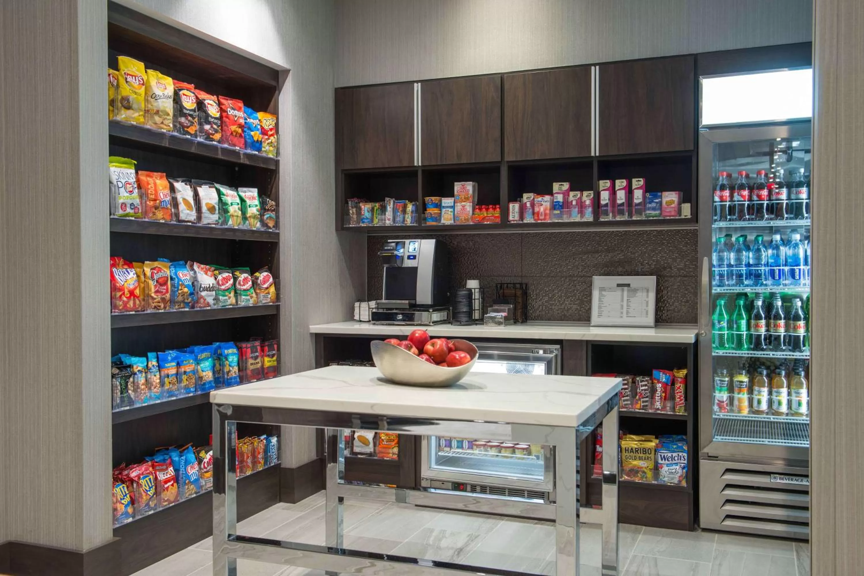 Restaurant/places to eat in Hilton Garden Inn Foxborough Patriot Place