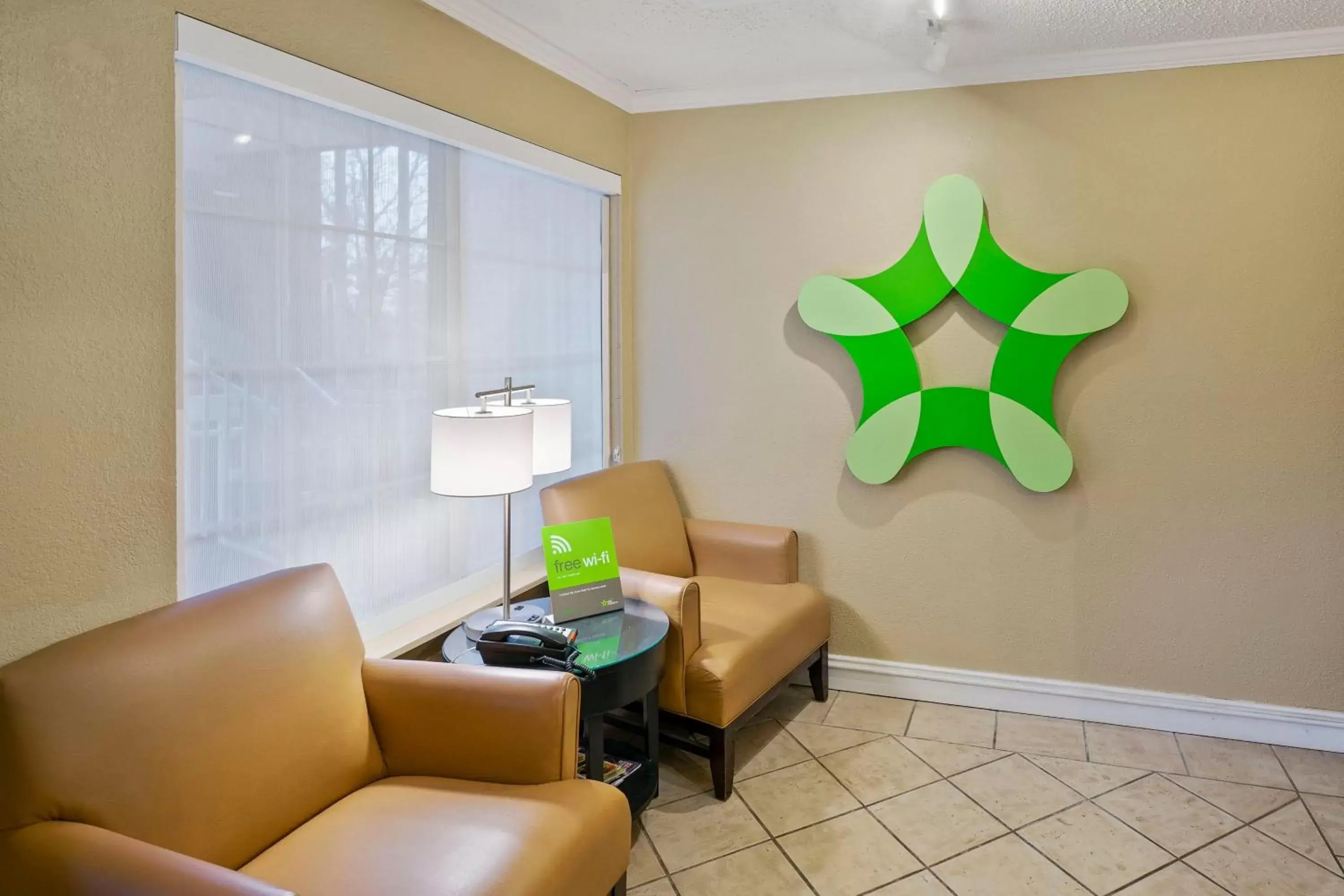 Lobby or reception, Seating Area in Extended Stay America Suites - Washington, DC - Reston