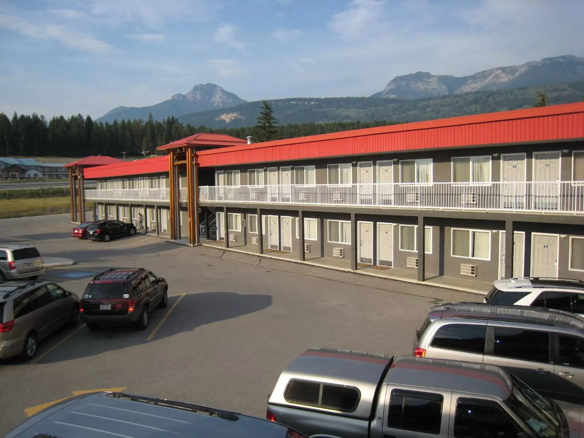 Facade/entrance, Mountain View in Days Inn by Wyndham Golden