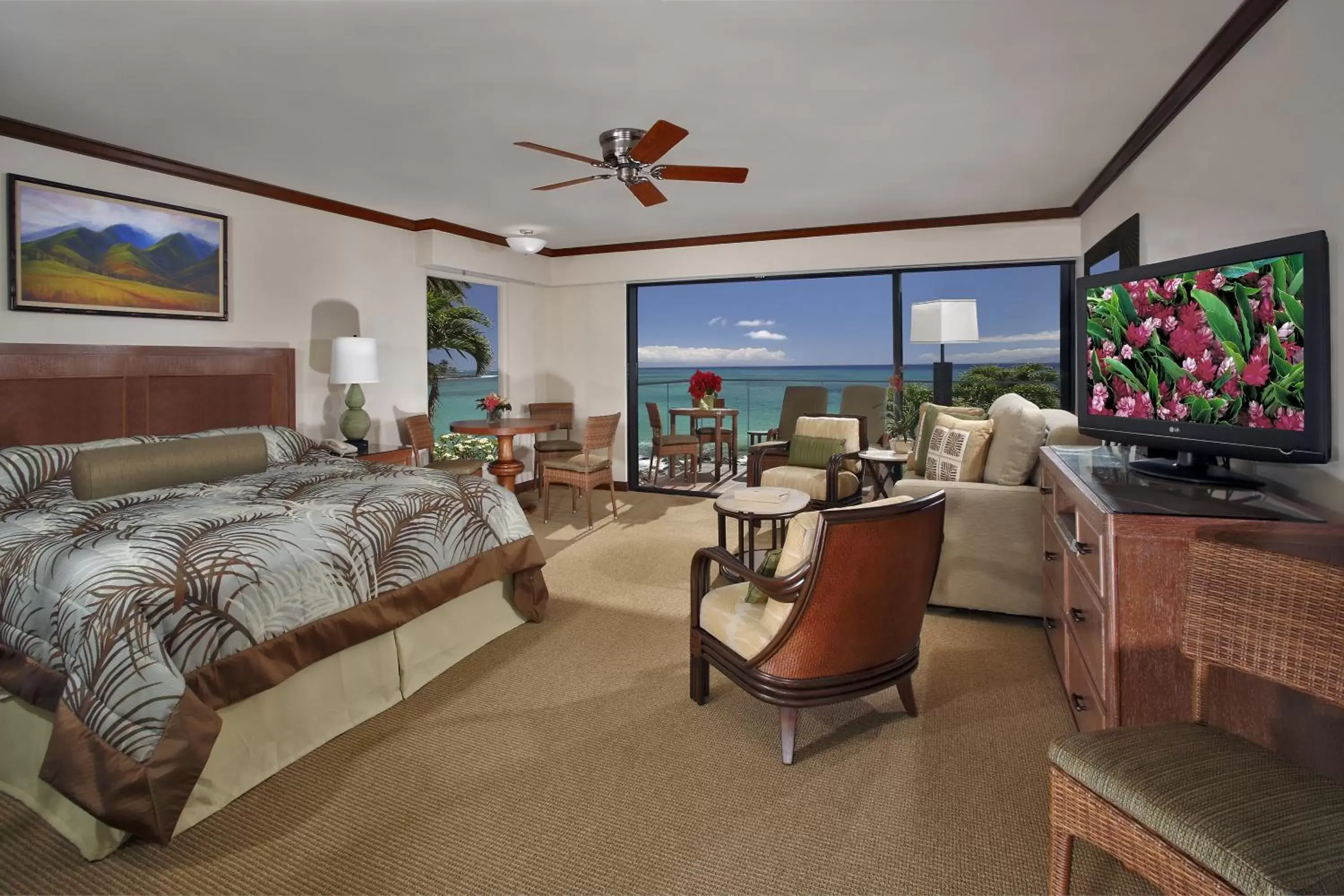 Photo of the whole room, View in Napili Kai Beach Resort