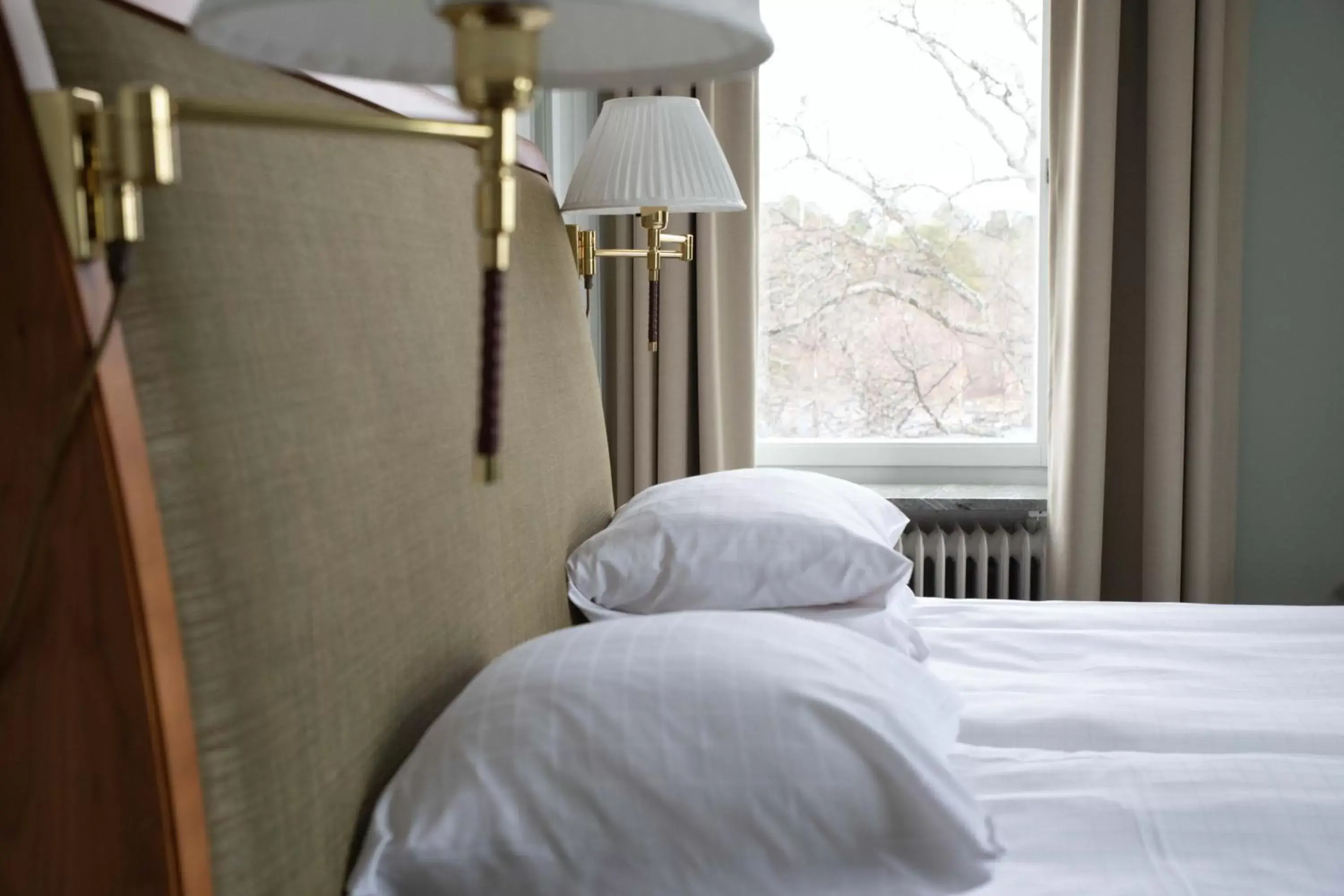 Property building, Bed in Grand Hotel Saltsjöbaden