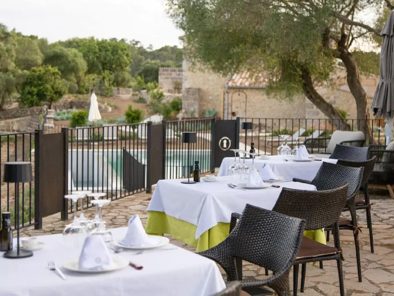 Restaurant/Places to Eat in Finca Treurer - Olive Grove & Grand House - Adults Only