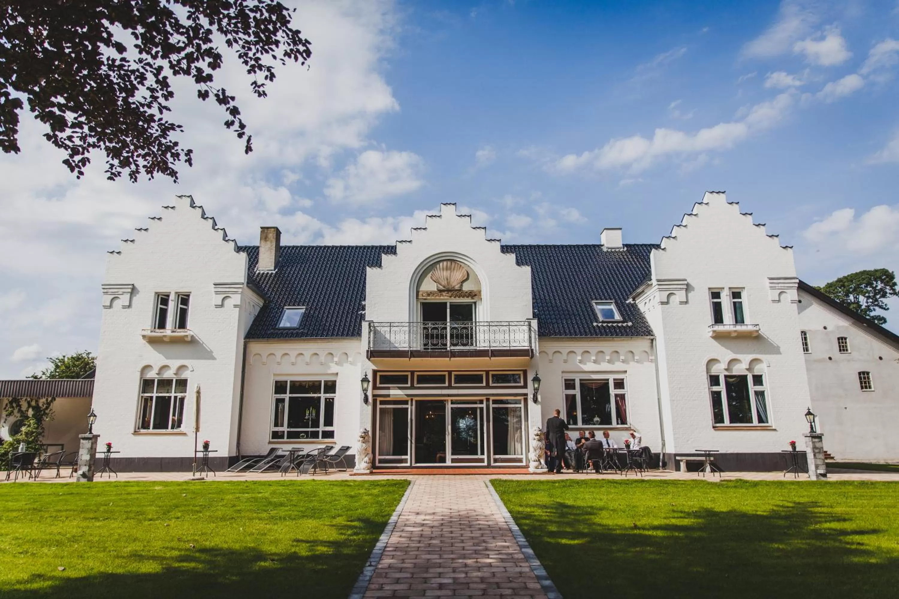 Property building in Gørdinglund Herregård Bed & Breakfast