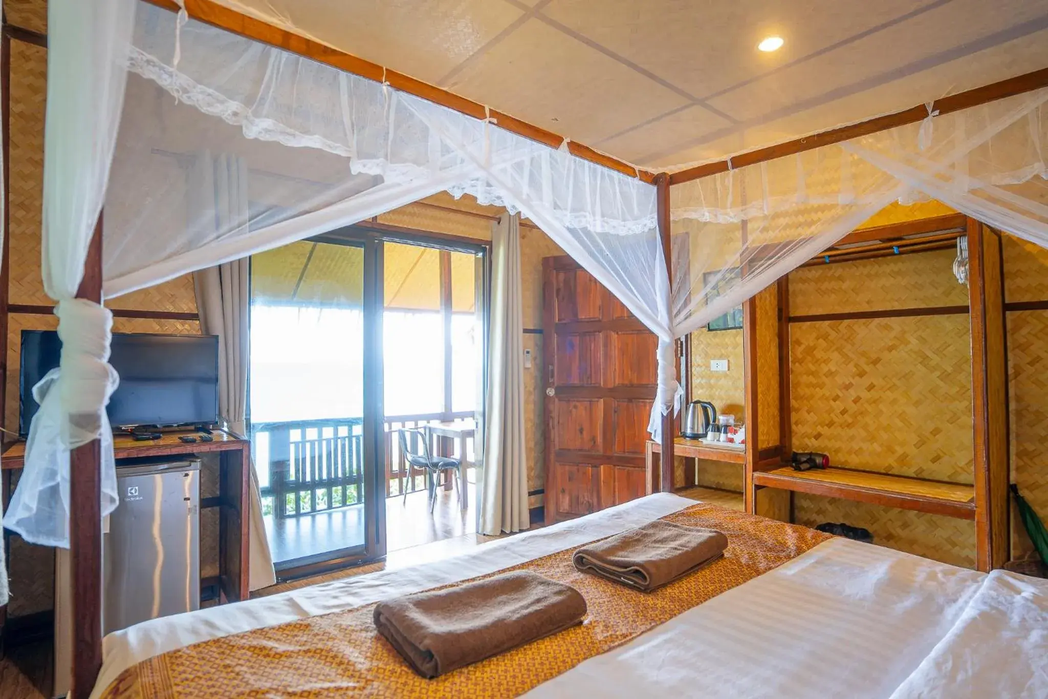 Bedroom in Koh Jum Resort