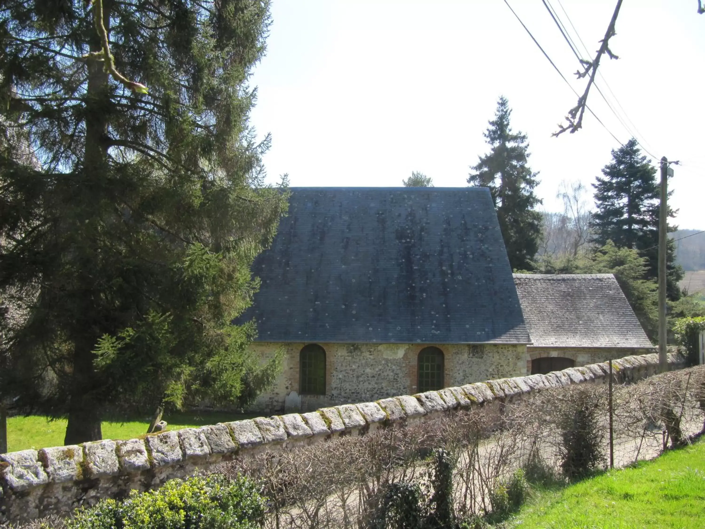 BBQ Facilities in La Roseraie du Prieure