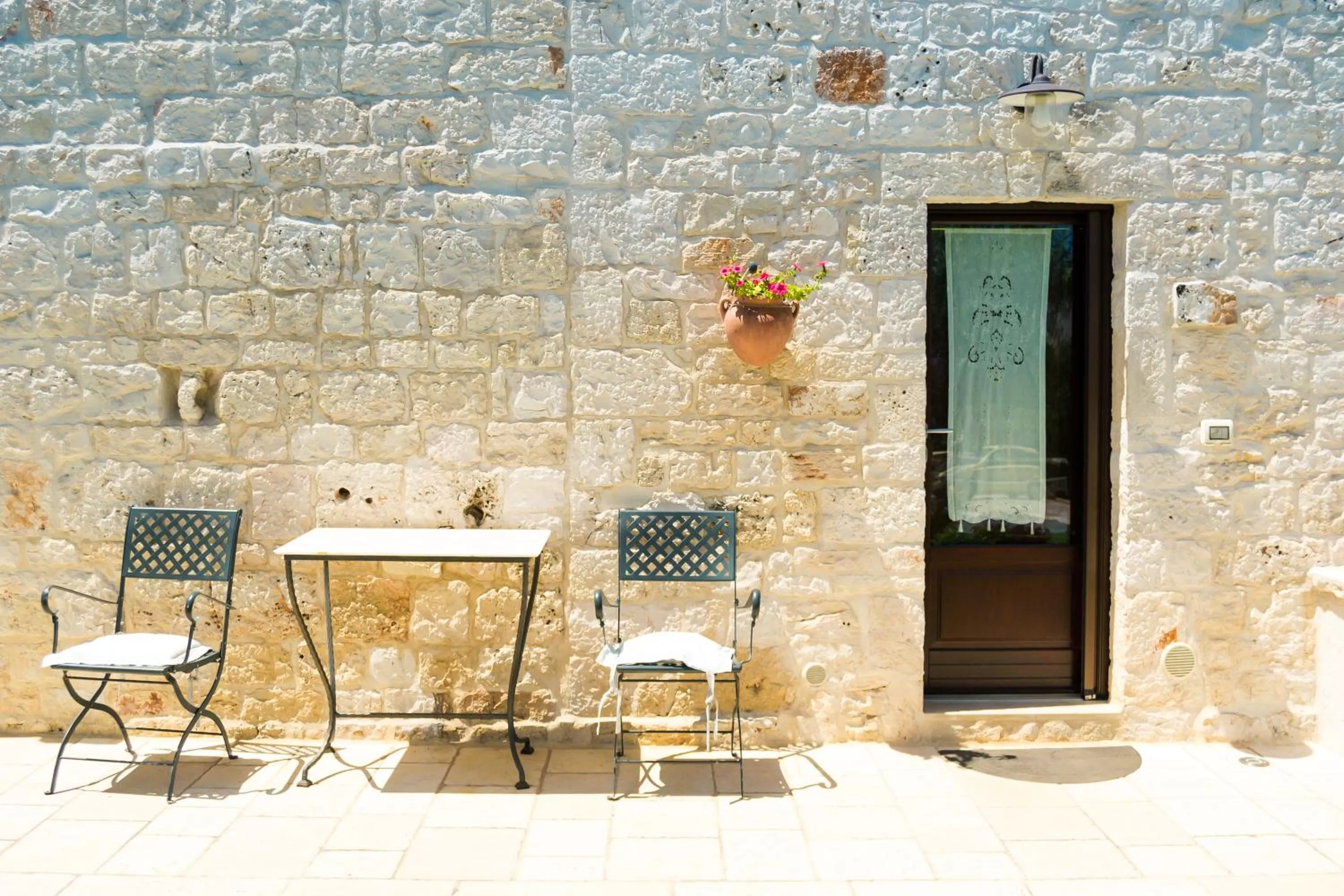 Facade/entrance in Trulli Donna Isabella