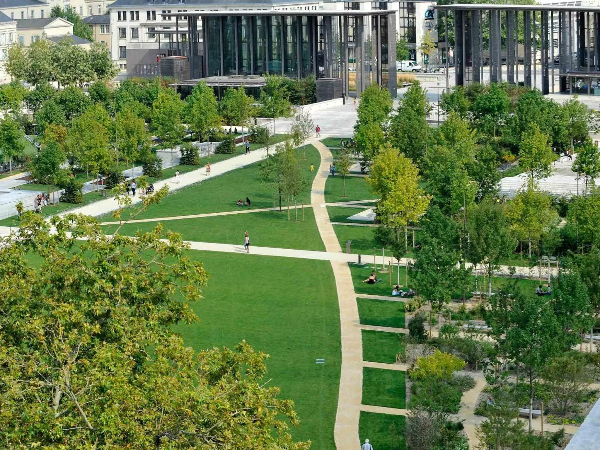 City view in Best Western Hotel de la Breche