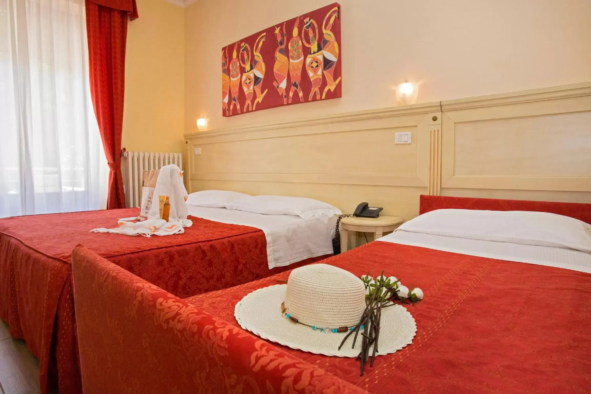 Decorative detail, Bed in Hotel lo Squalo