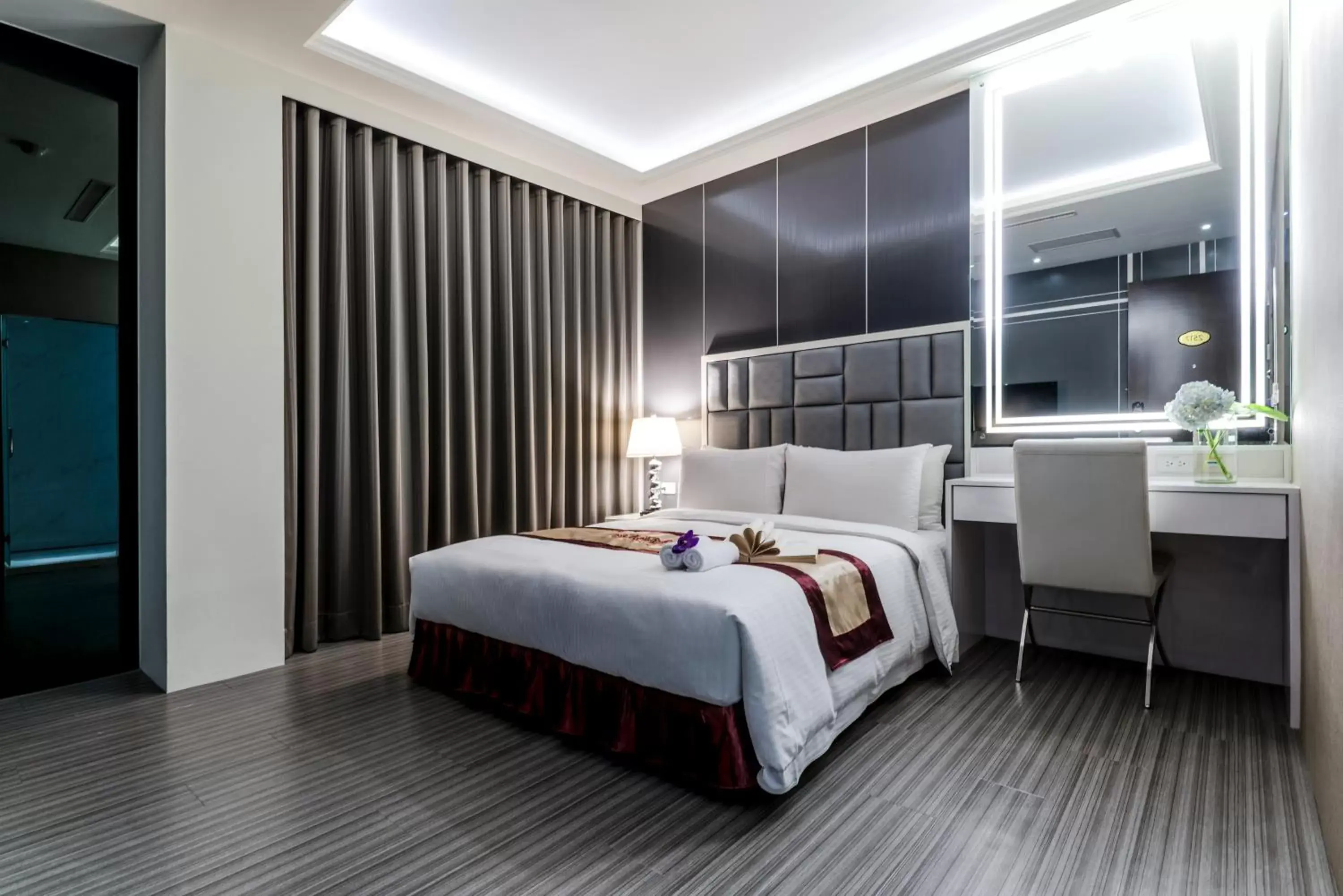 bunk bed, Bed in Harmonious Hotel bunk bed, Bed in Harmonious Hotel