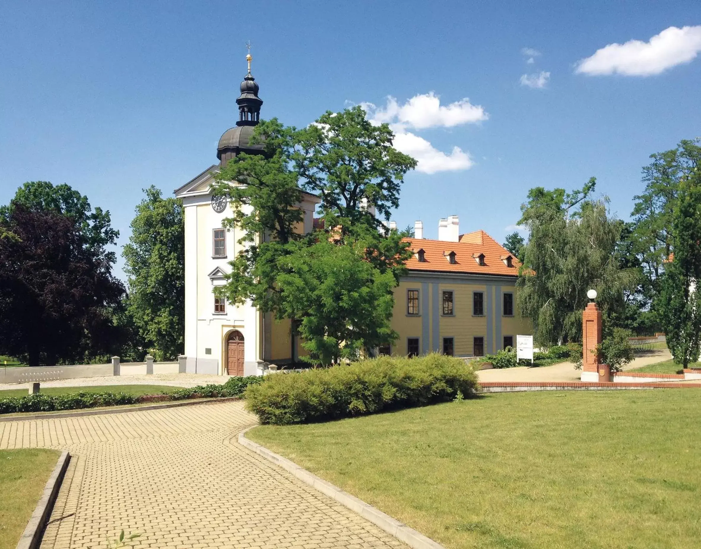 Nearby landmark, Property Building in Pytloun Chateau Hotel Ctěnice