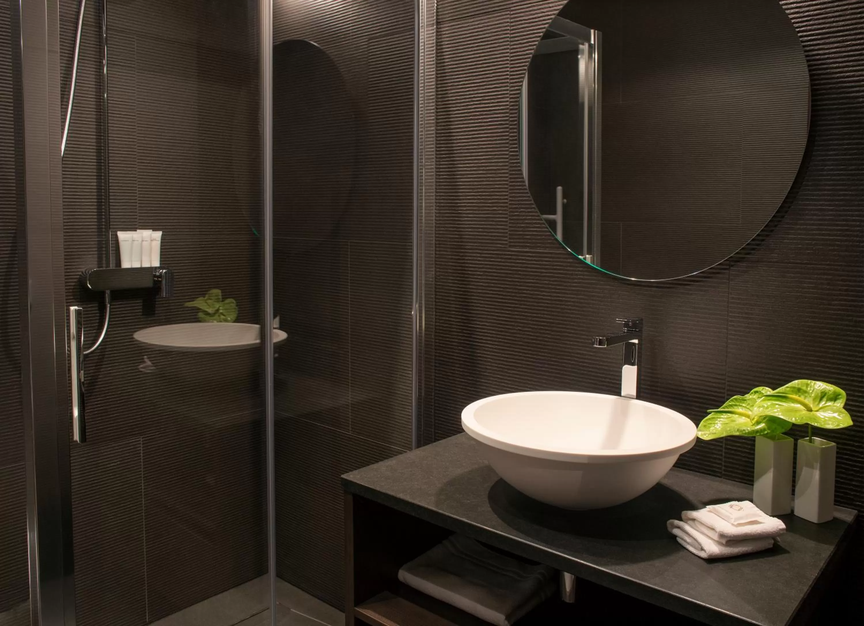 Toilet in Hotel Bergs Suites