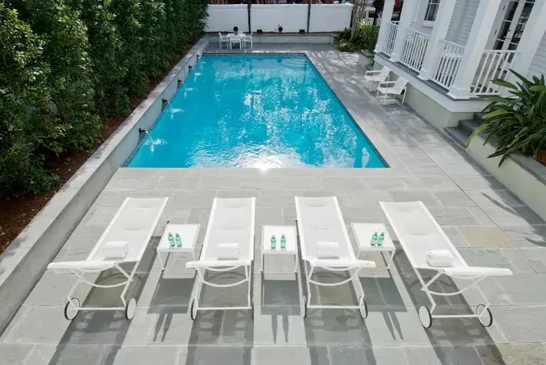 Day, Pool View in Melrose Mansion Suites