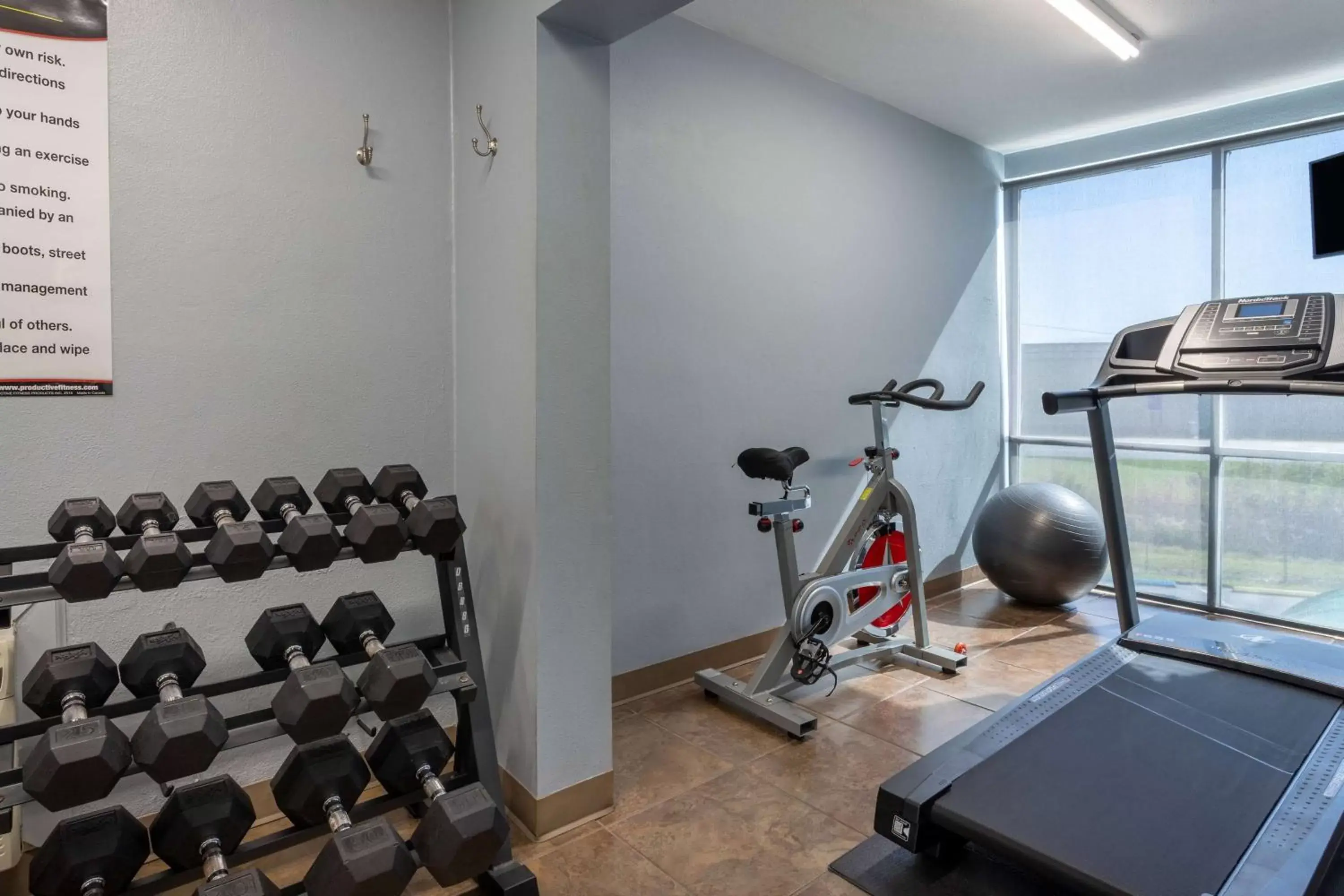 Fitness centre/facilities, Fitness Center/Facilities in Travelodge by Wyndham Lakeland