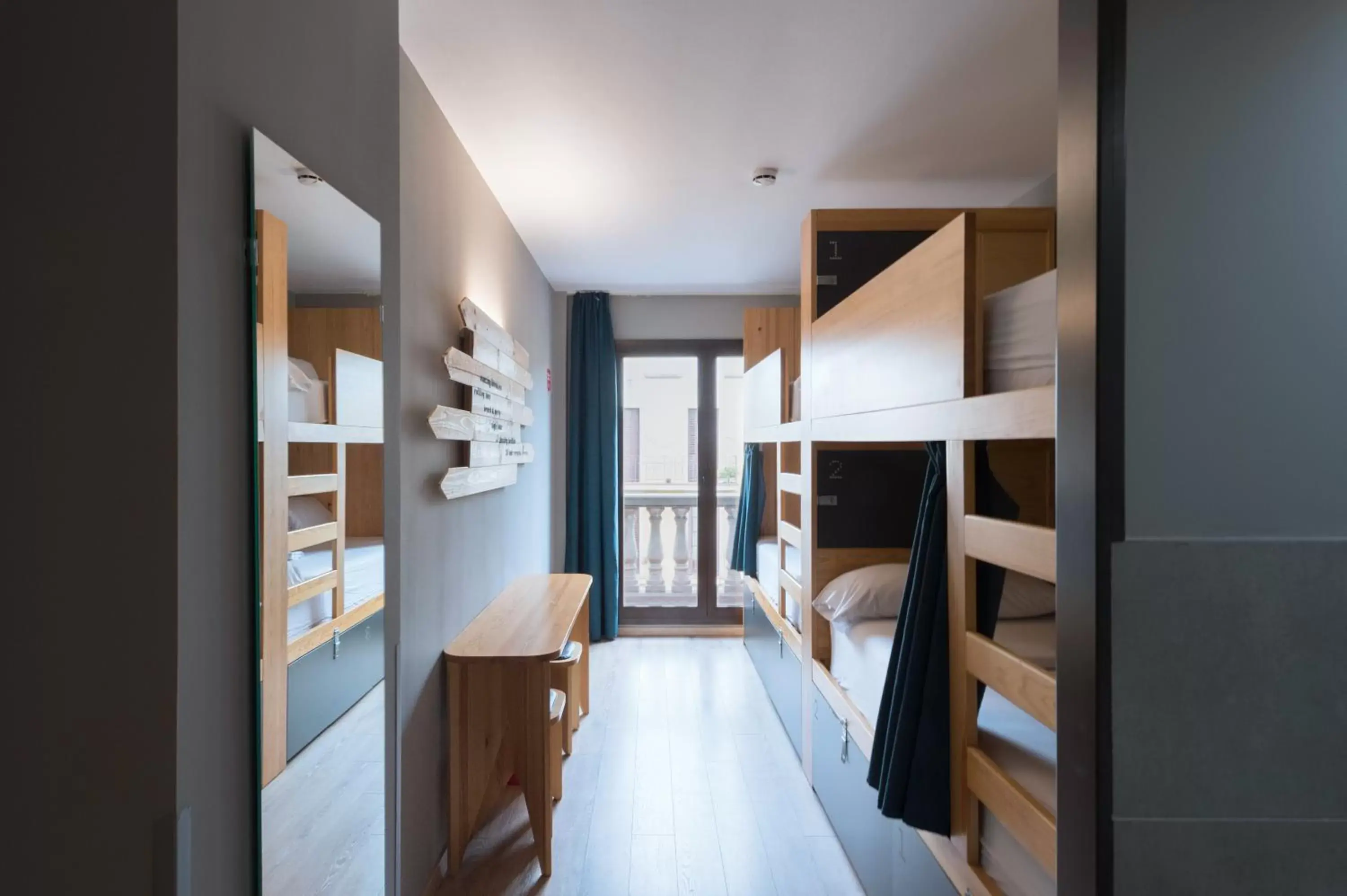 Bedroom, Bunk Bed in Yeah Barcelona Hostel