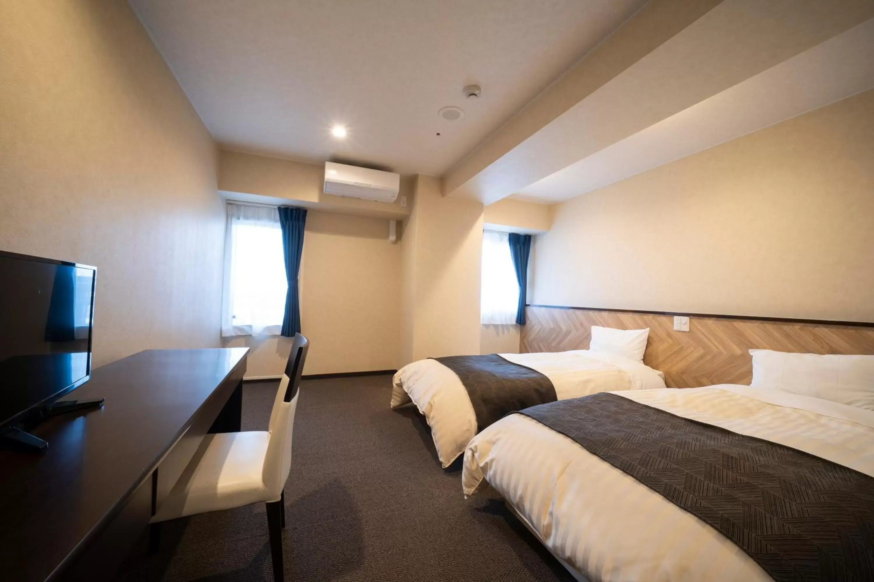 Bedroom, Bed in HOTEL CITY INN WAKAYAMA Wakayama-Ekimae