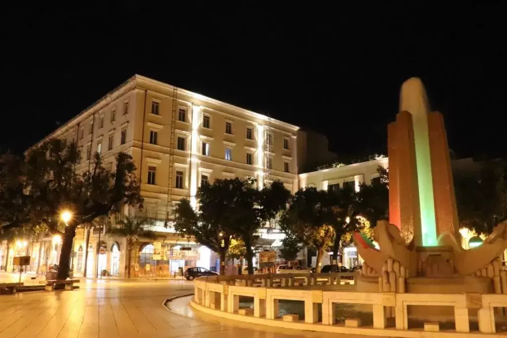 Property building in Cairoli Exclusive Rooms & Suite Property building in Cairoli Exclusive Rooms & Suite