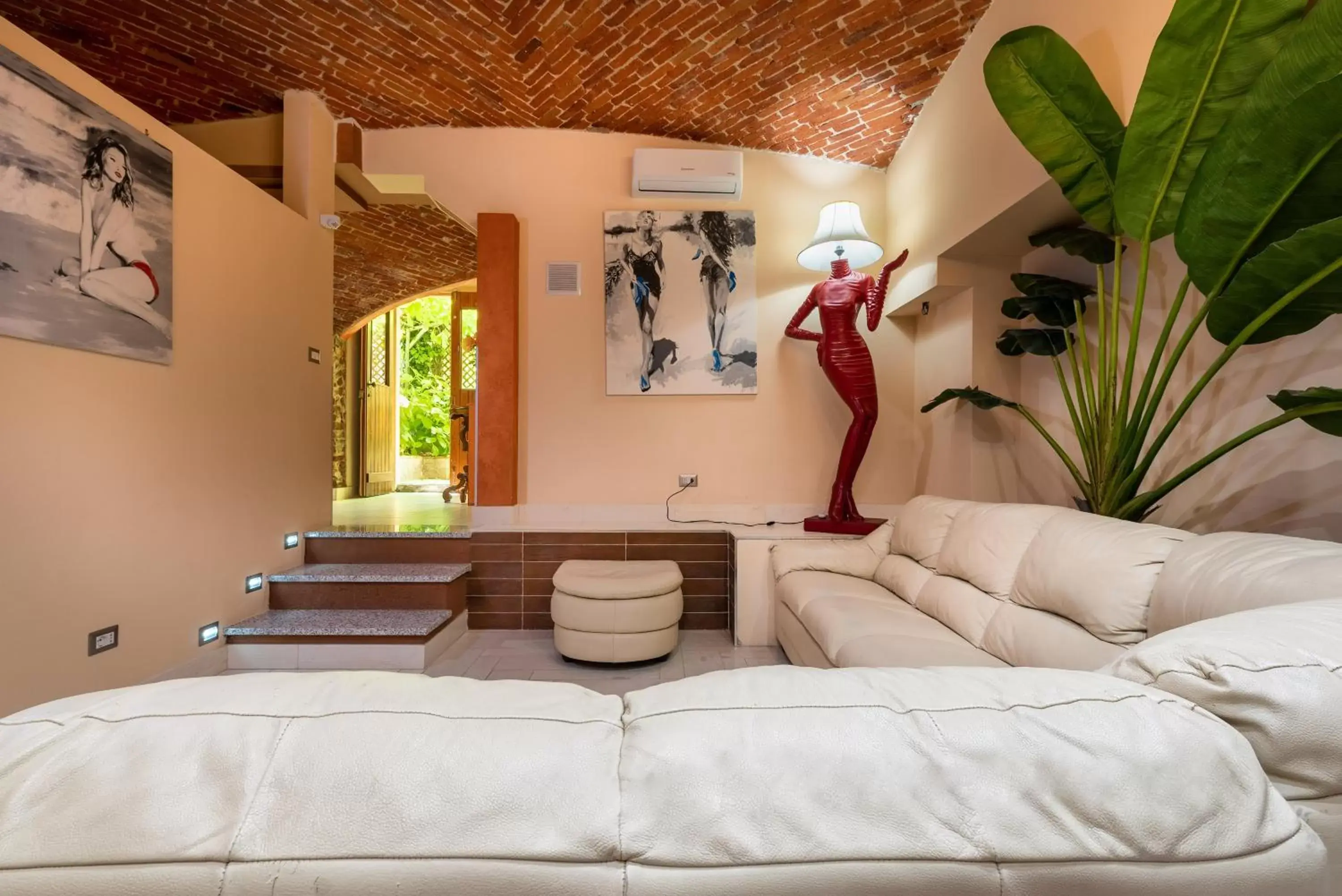 Living room, Bed in Villa Mery