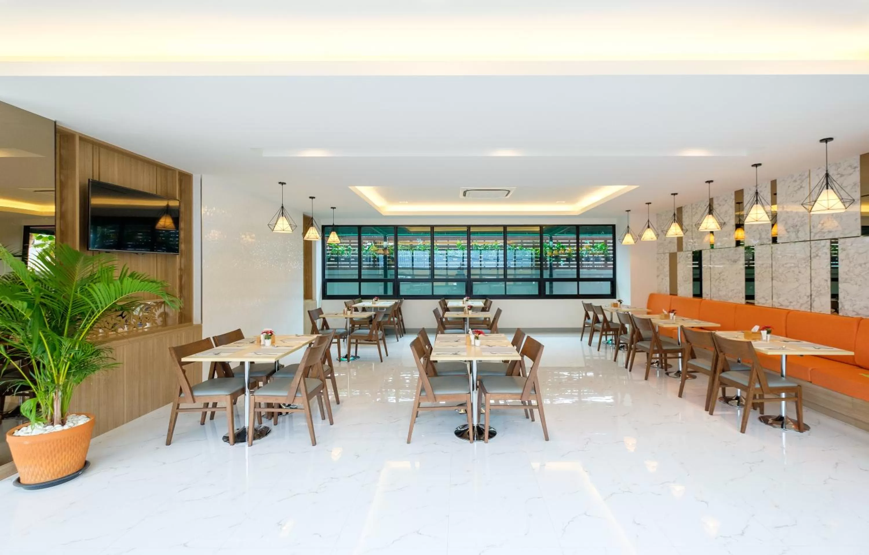 Breakfast, Restaurant/Places to Eat in Monte Maesot hotel