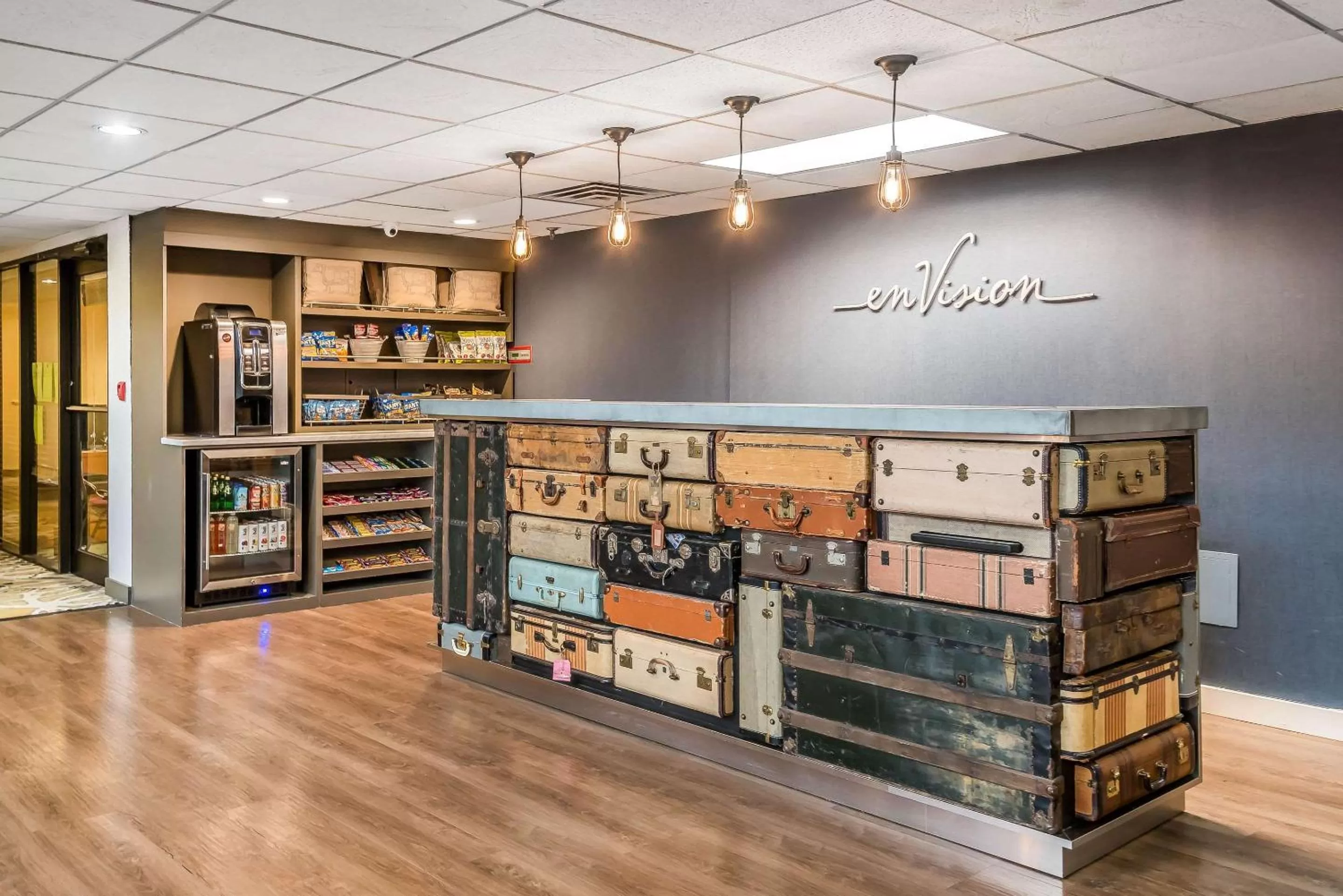 Lobby or reception in enVision Hotel Saint Paul South