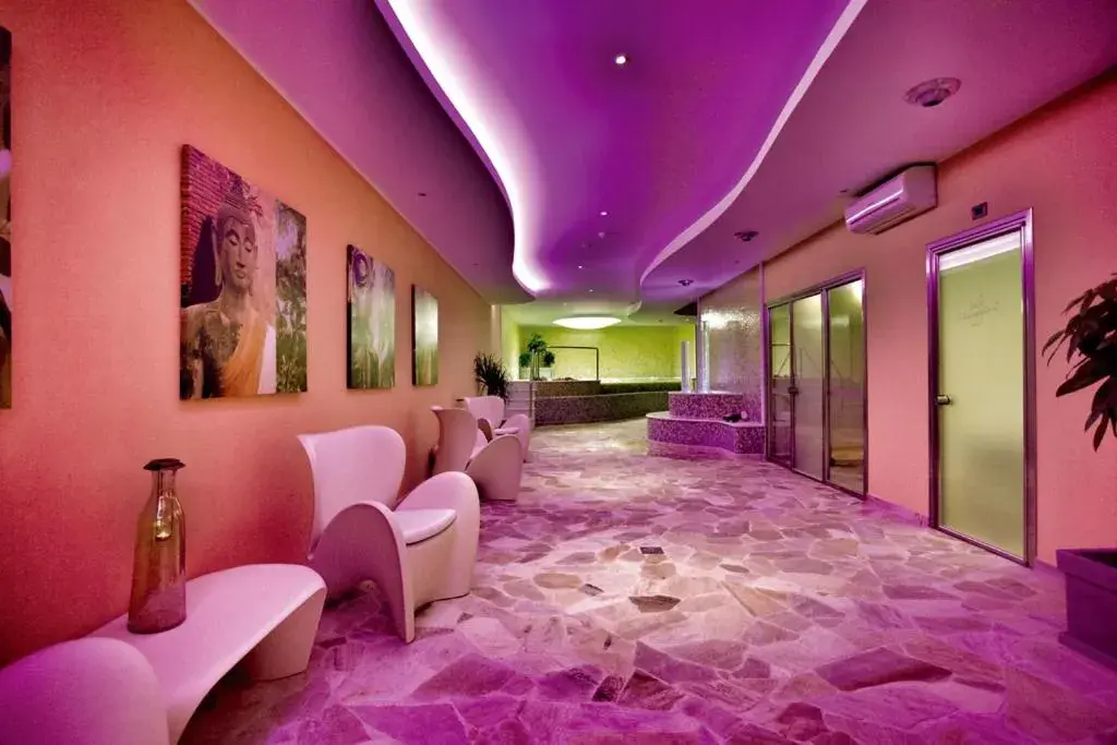 Spa and wellness centre/facilities, Lobby/Reception in Lu' Hotel Carbonia