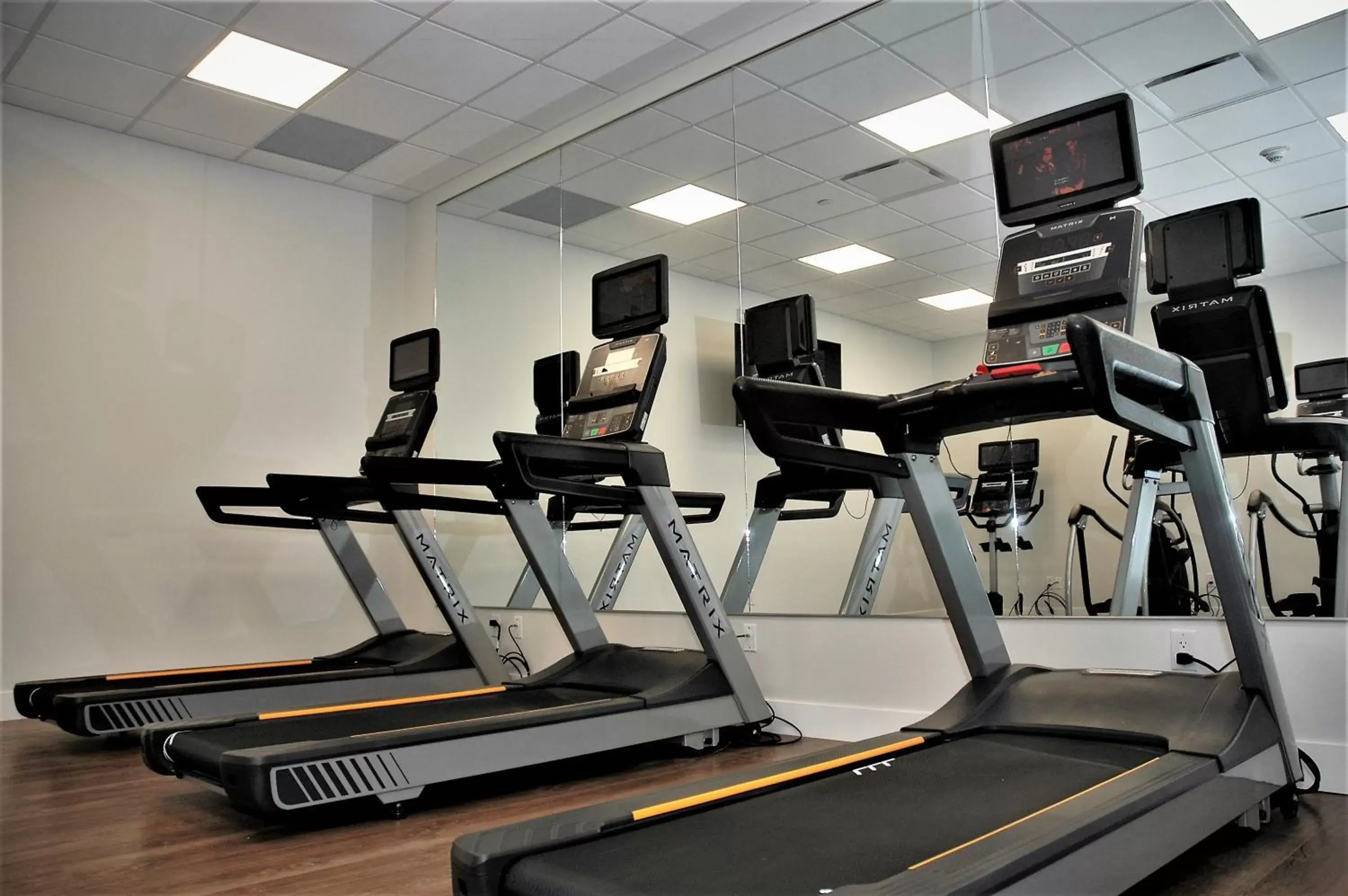 Fitness centre/facilities, Fitness Center/Facilities in Holiday Inn Express & Suites - Edmonton SW – Windermere, an IHG Hotel