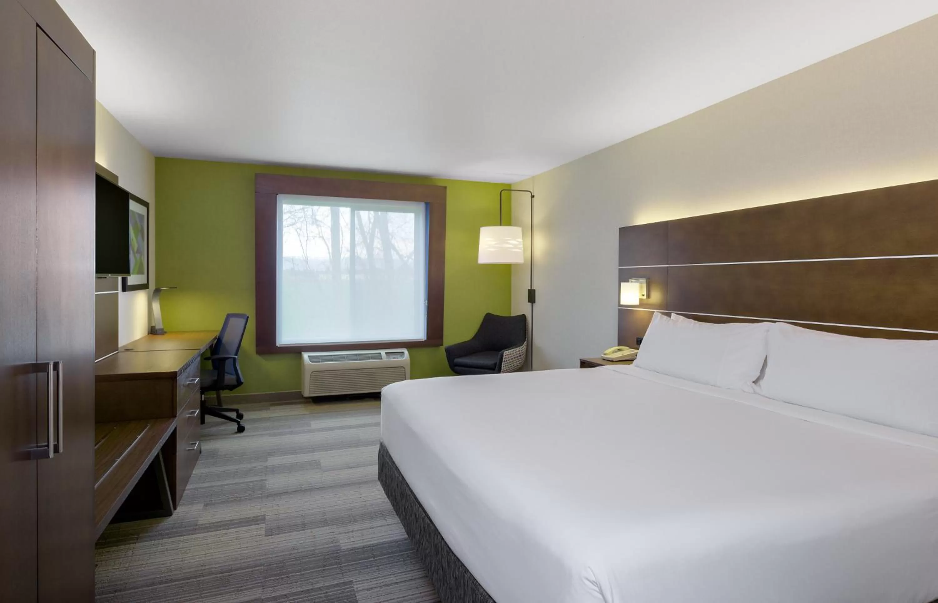 Photo of the whole room, Bed in Holiday Inn Express Ellensburg by IHG
