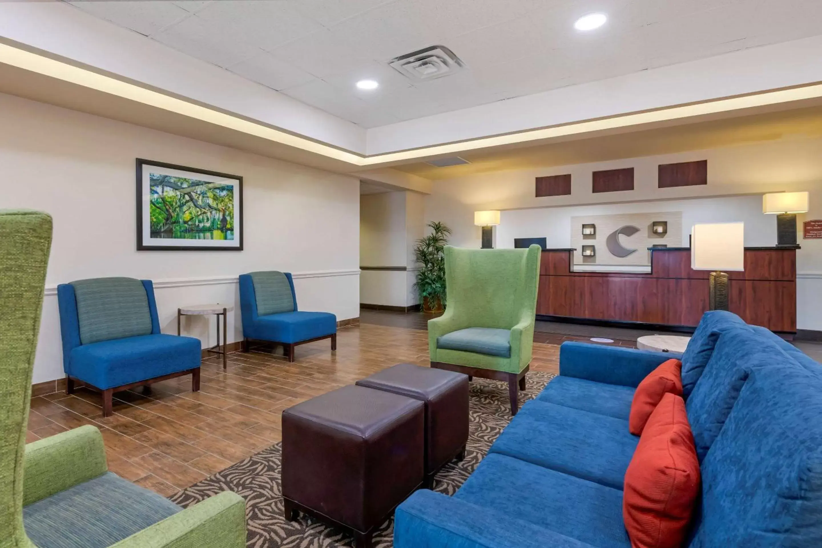 Lobby or reception, Seating Area in Comfort Inn & Suites Fort Myers Airport