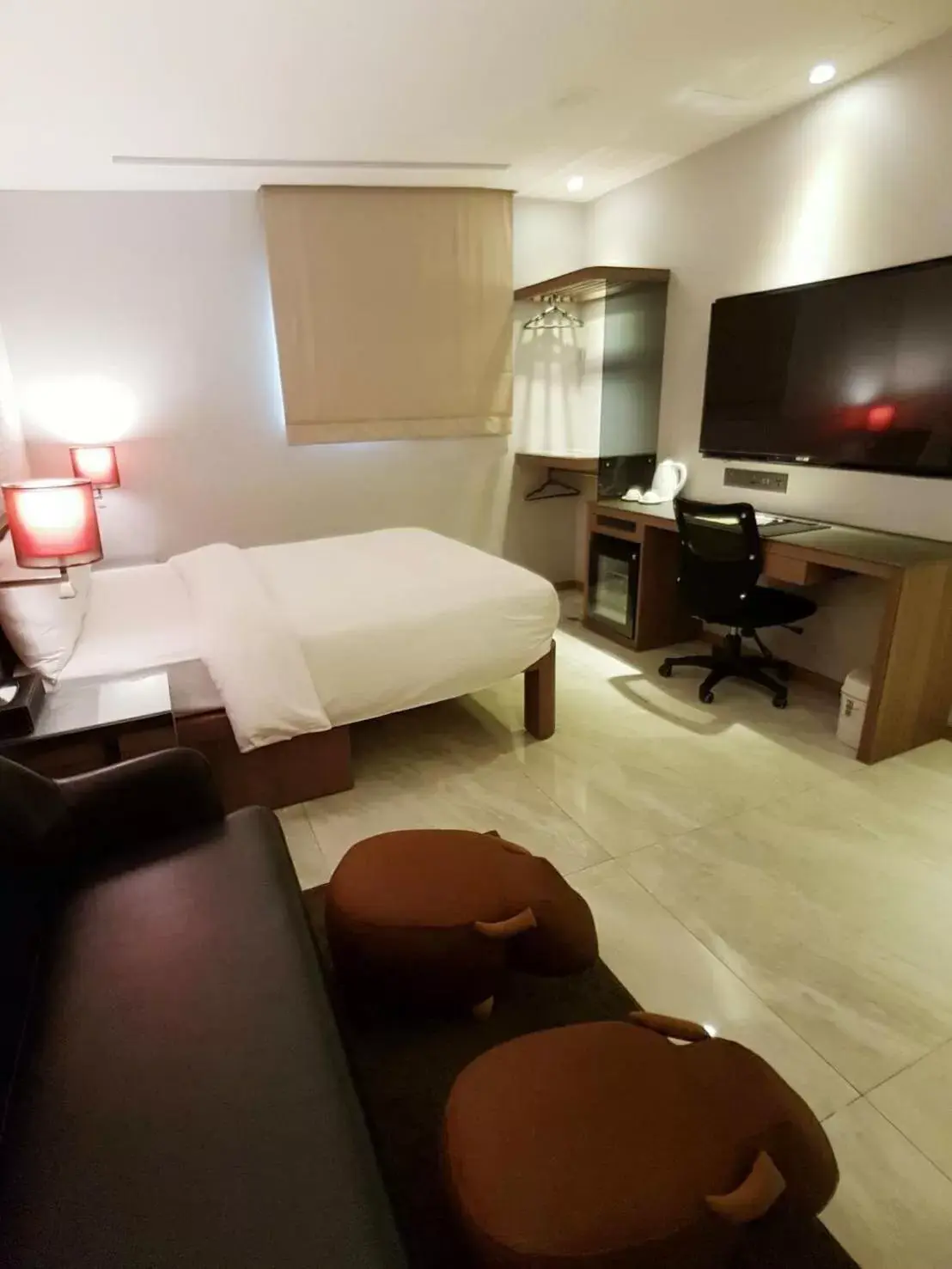 Bedroom, TV/Entertainment Center in Beauty Hotels Taipei - B7 Journey