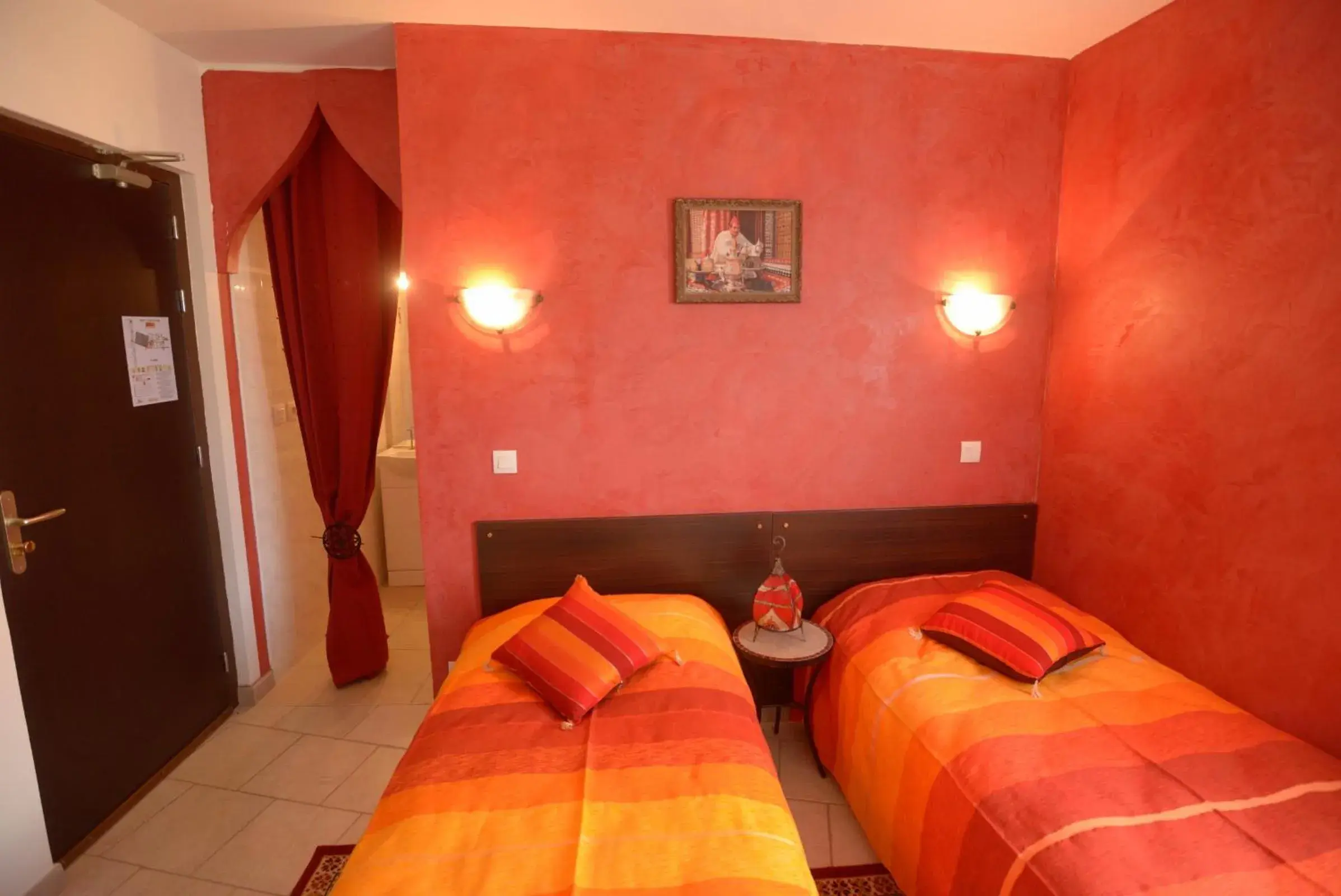 Photo of the whole room, Bed in L'Acilya