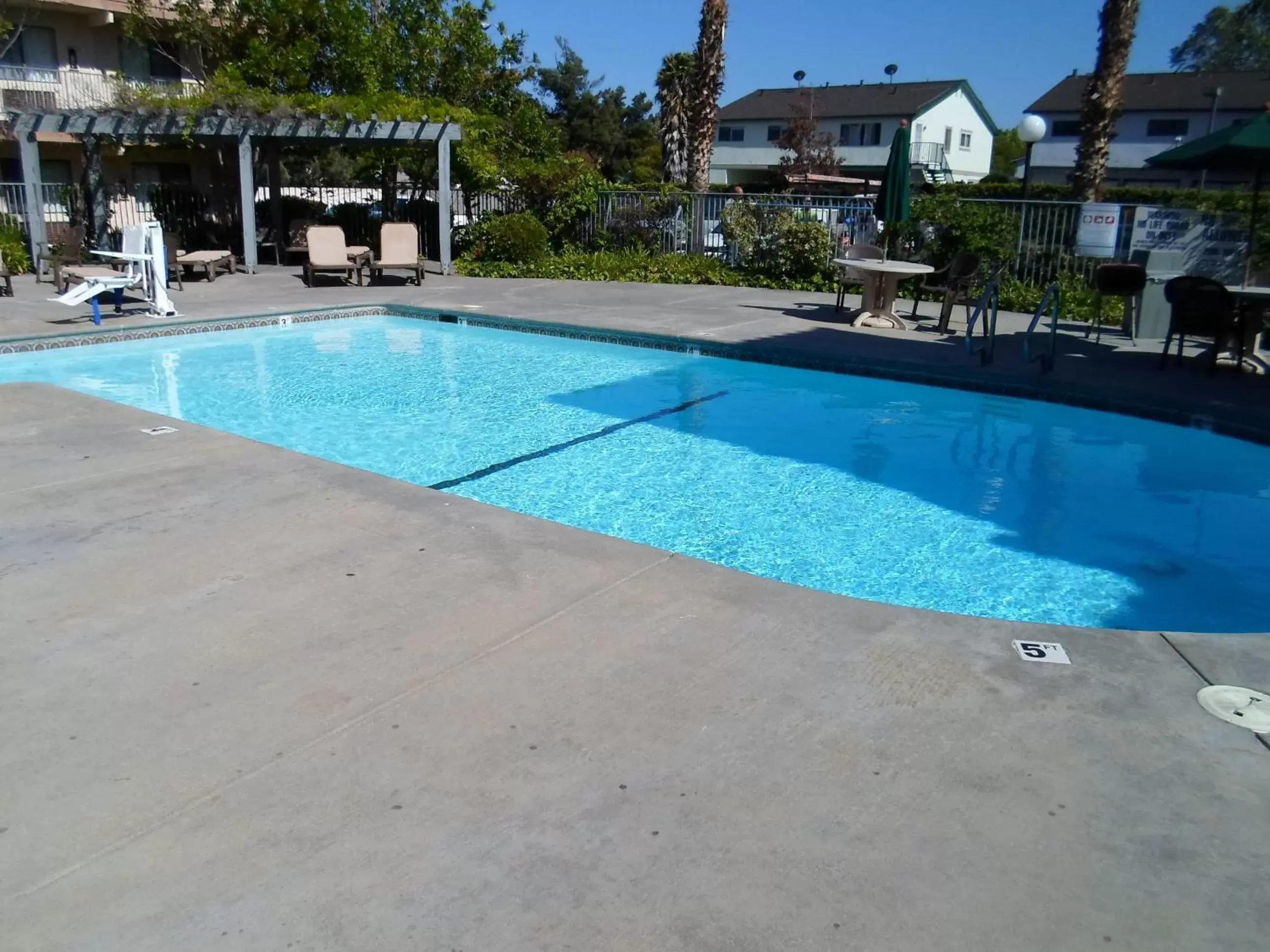 Swimming Pool in Days Inn by Wyndham San Jose Airport