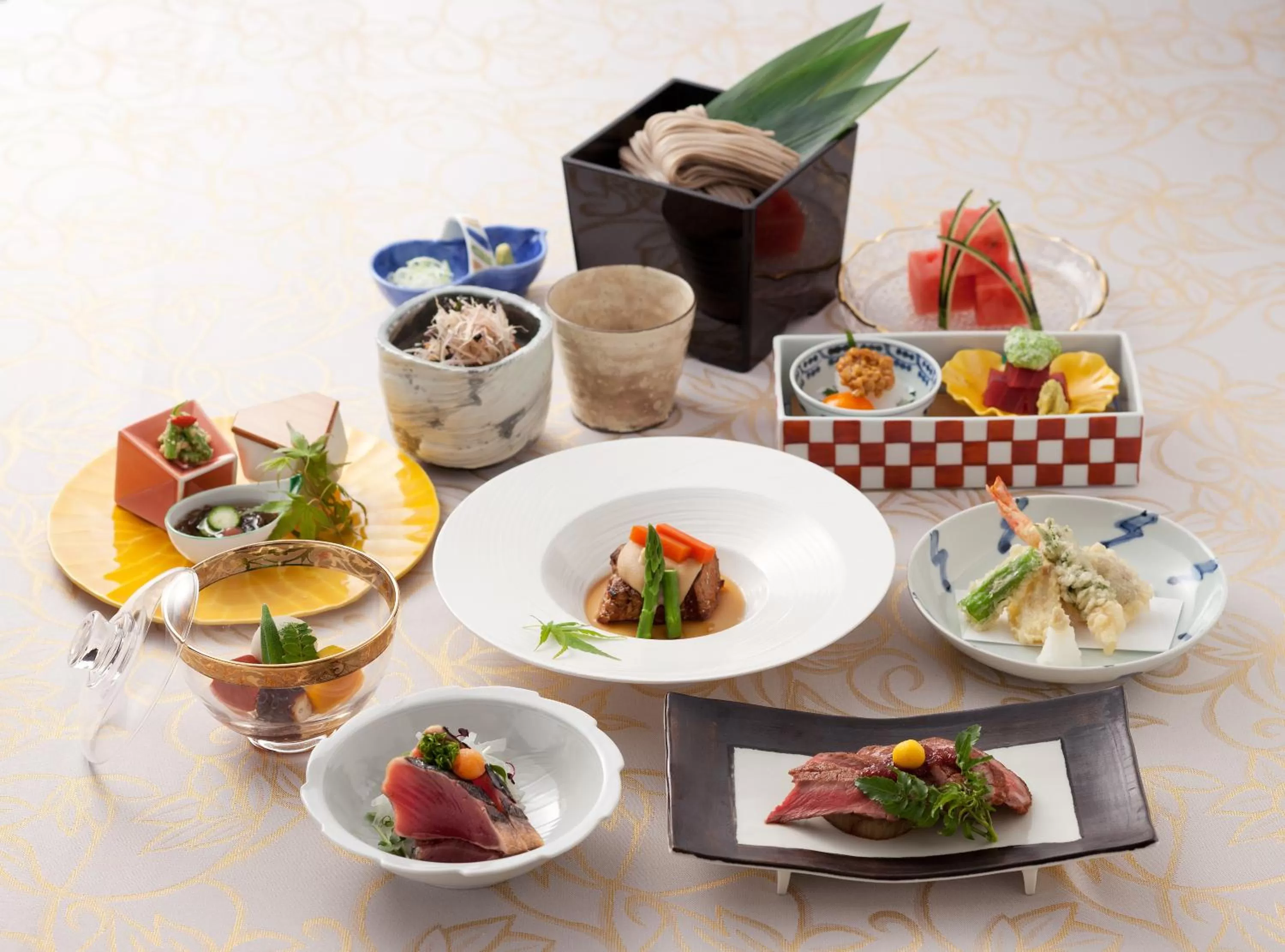 Food and drinks in HOTEL GRAND HILLS SHIZUOKA