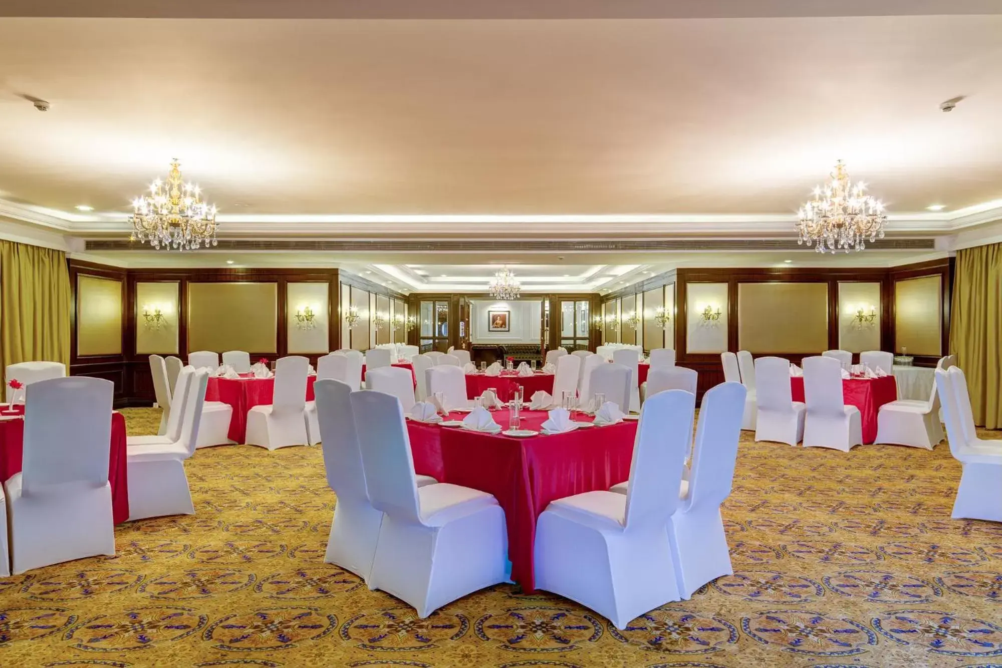 Banquet/Function facilities, Banquet Facilities in Ramada Plaza By Wyndham, Chandigarh Zirakpur