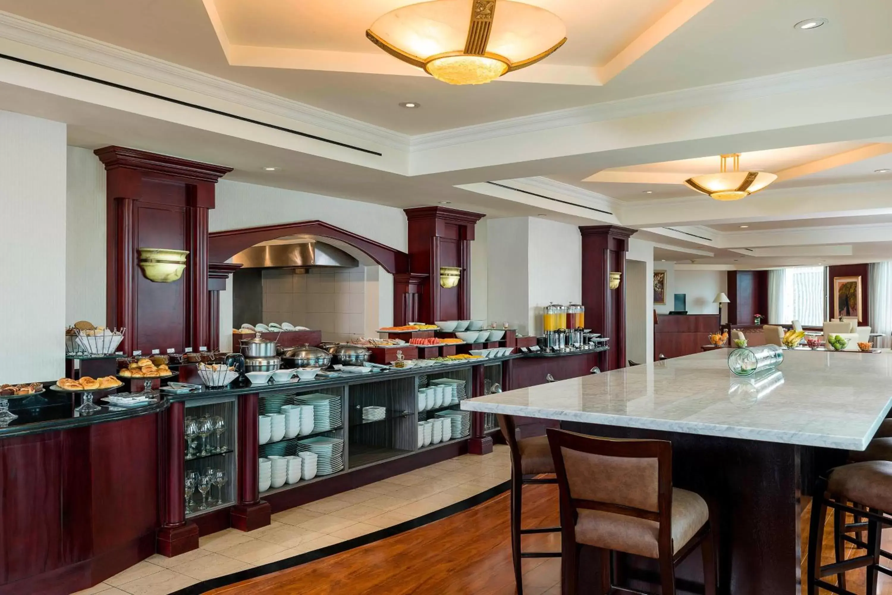 Lounge or bar, Restaurant/Places to Eat in JW Marriott Quito