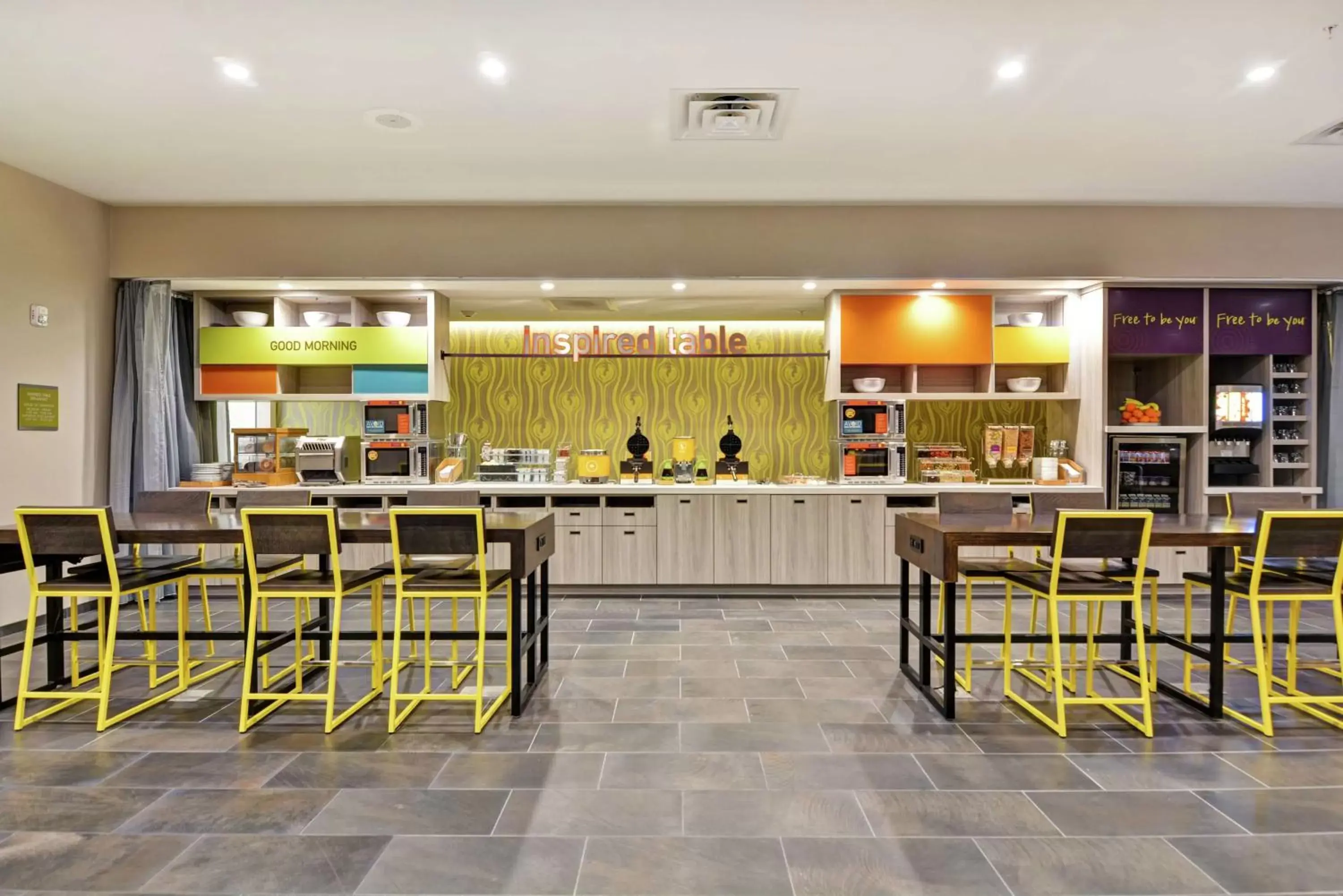 Dining area, Restaurant/Places to Eat in Home2 Suites Charleston West Ashley