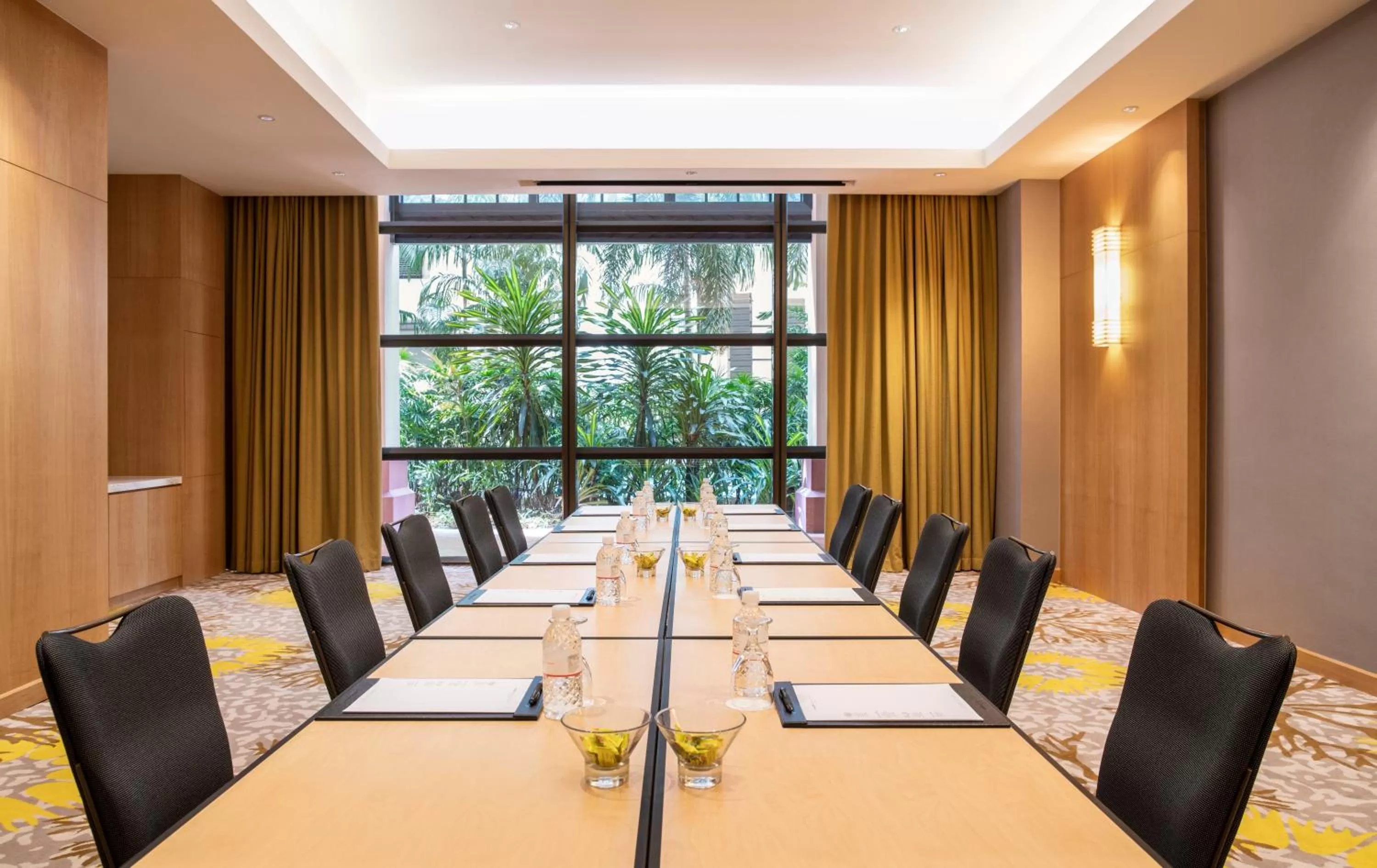 Meeting/conference room in Paradox Singapore Merchant Court at Clarke Quay
