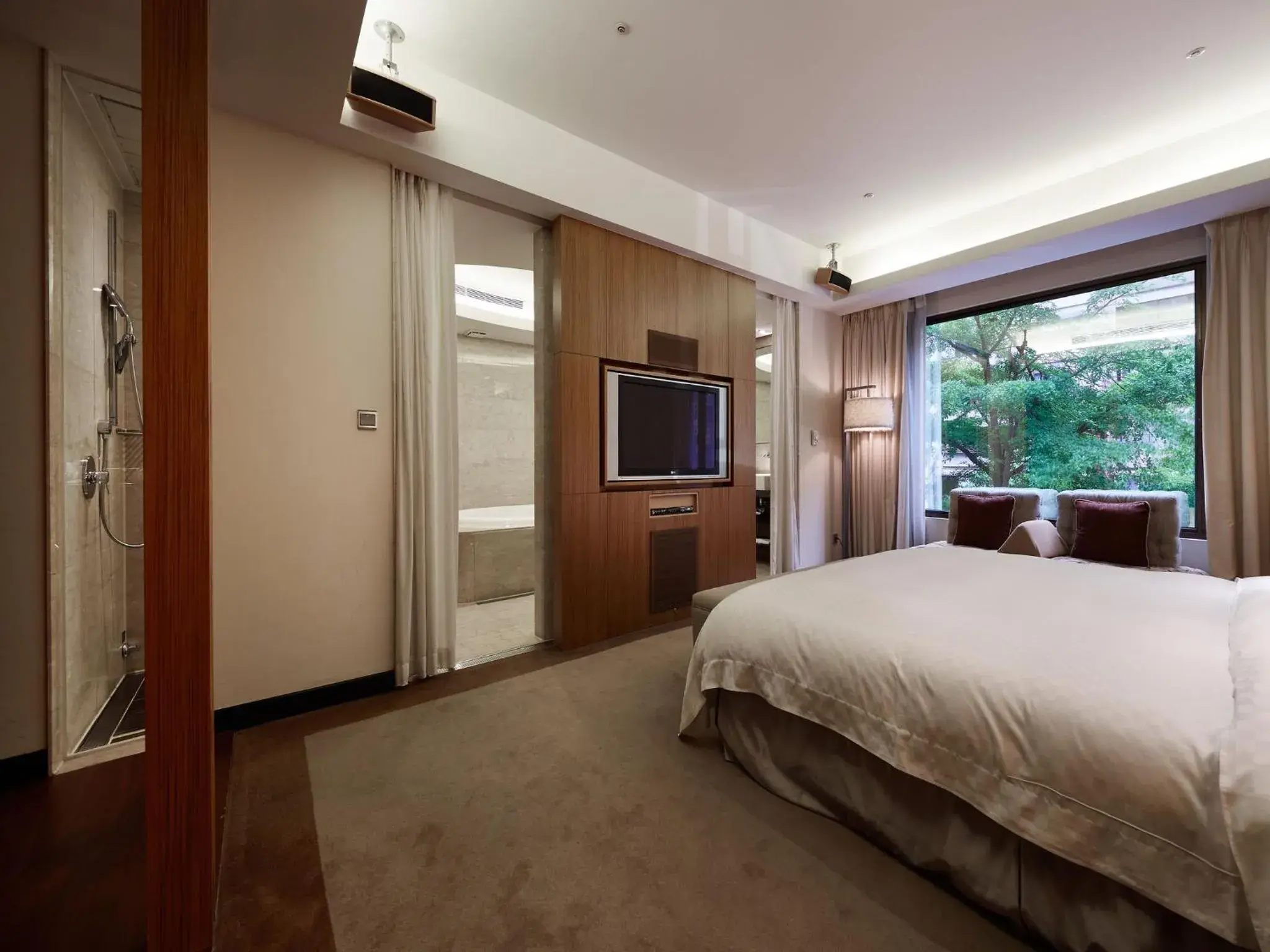 Photo of the whole room, Bed in Tango Hotel Taipei Xinyi