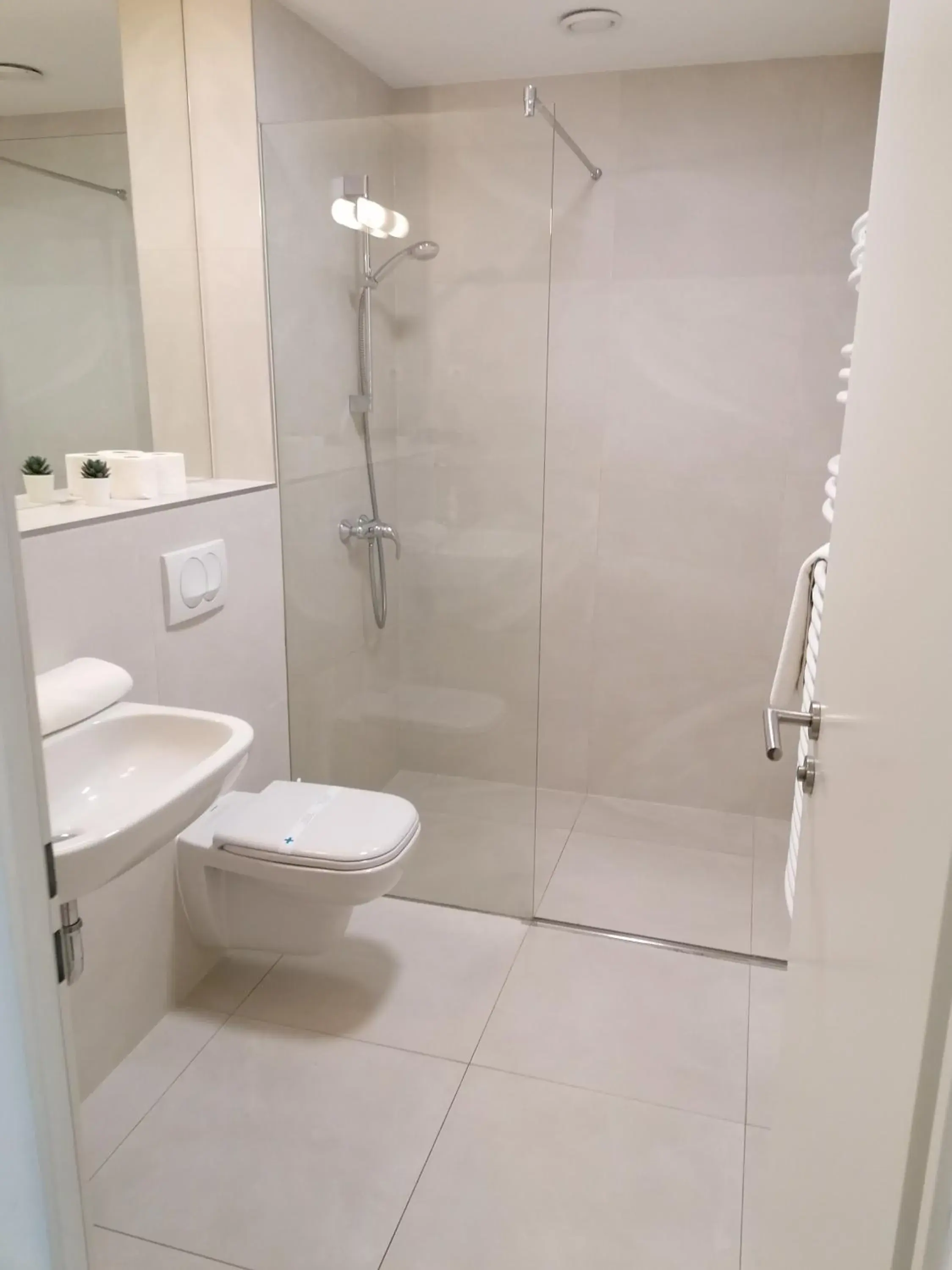 Vagabond Downtown Vagabond Downtown