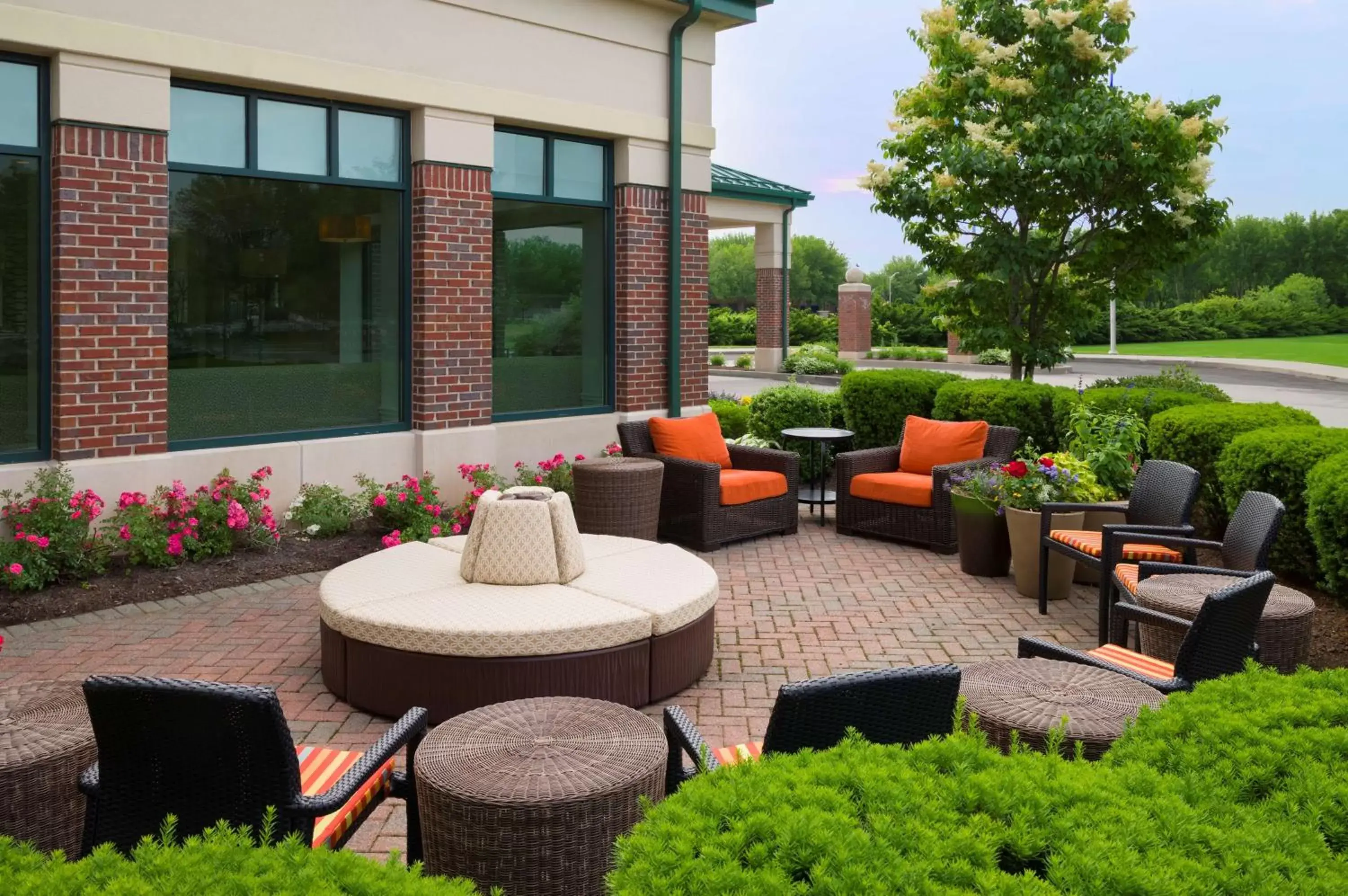 Patio in Hilton Garden Inn Hartford South/Glastonbury