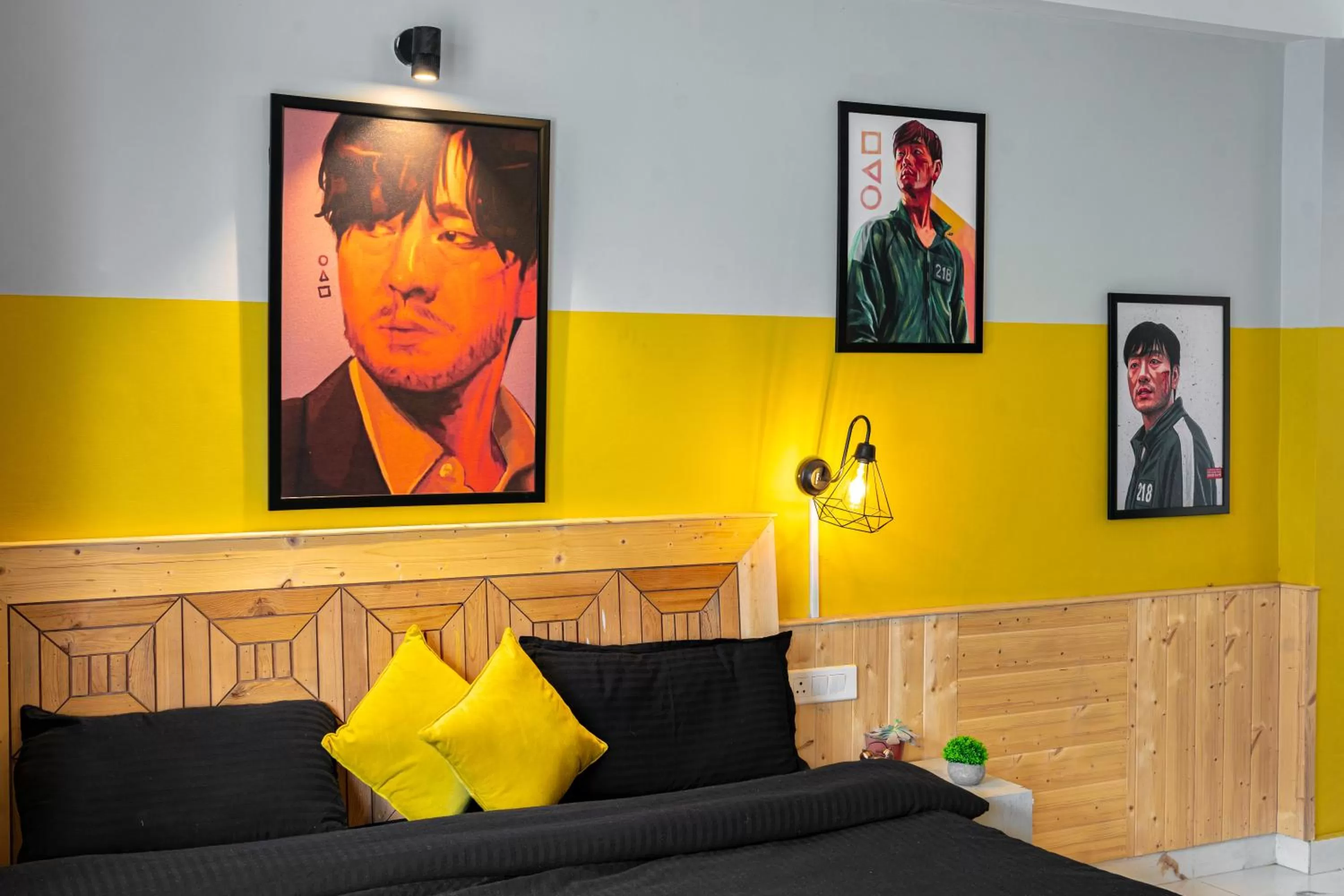 Whoopers Hostel Manali