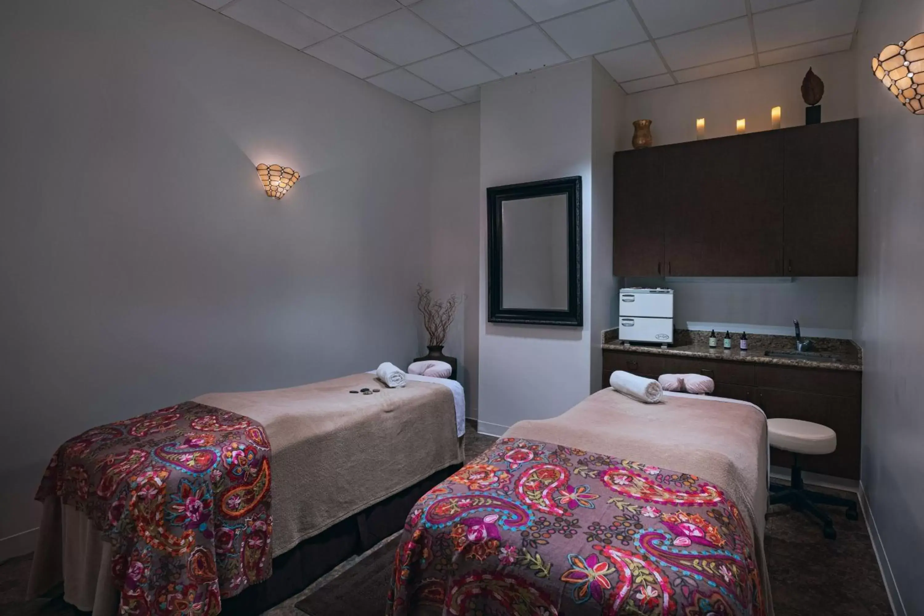 Spa and wellness centre/facilities in The Woodlands Waterway Marriott Hotel and Convention Center