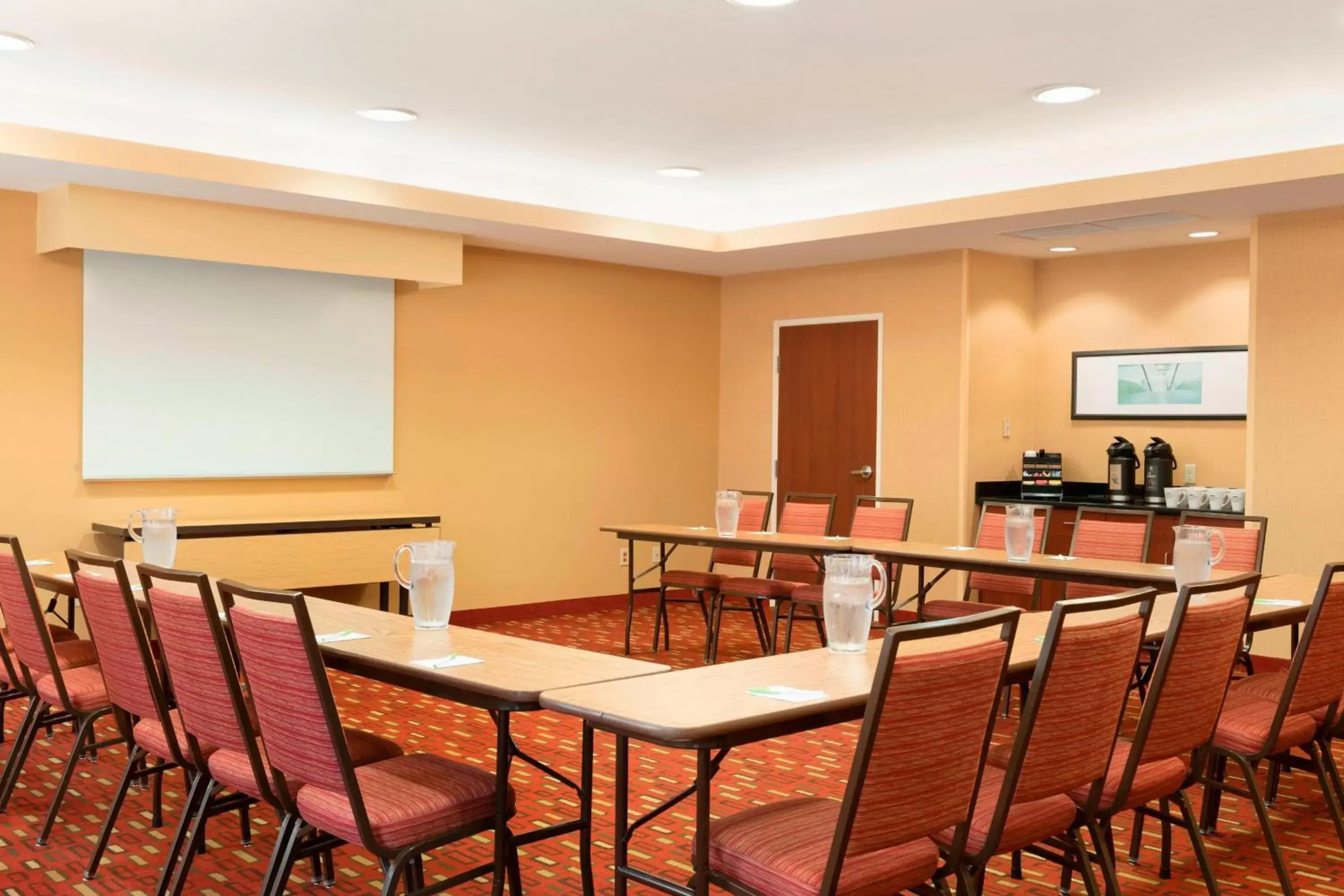 Meeting/conference room in Courtyard by Marriott Peoria