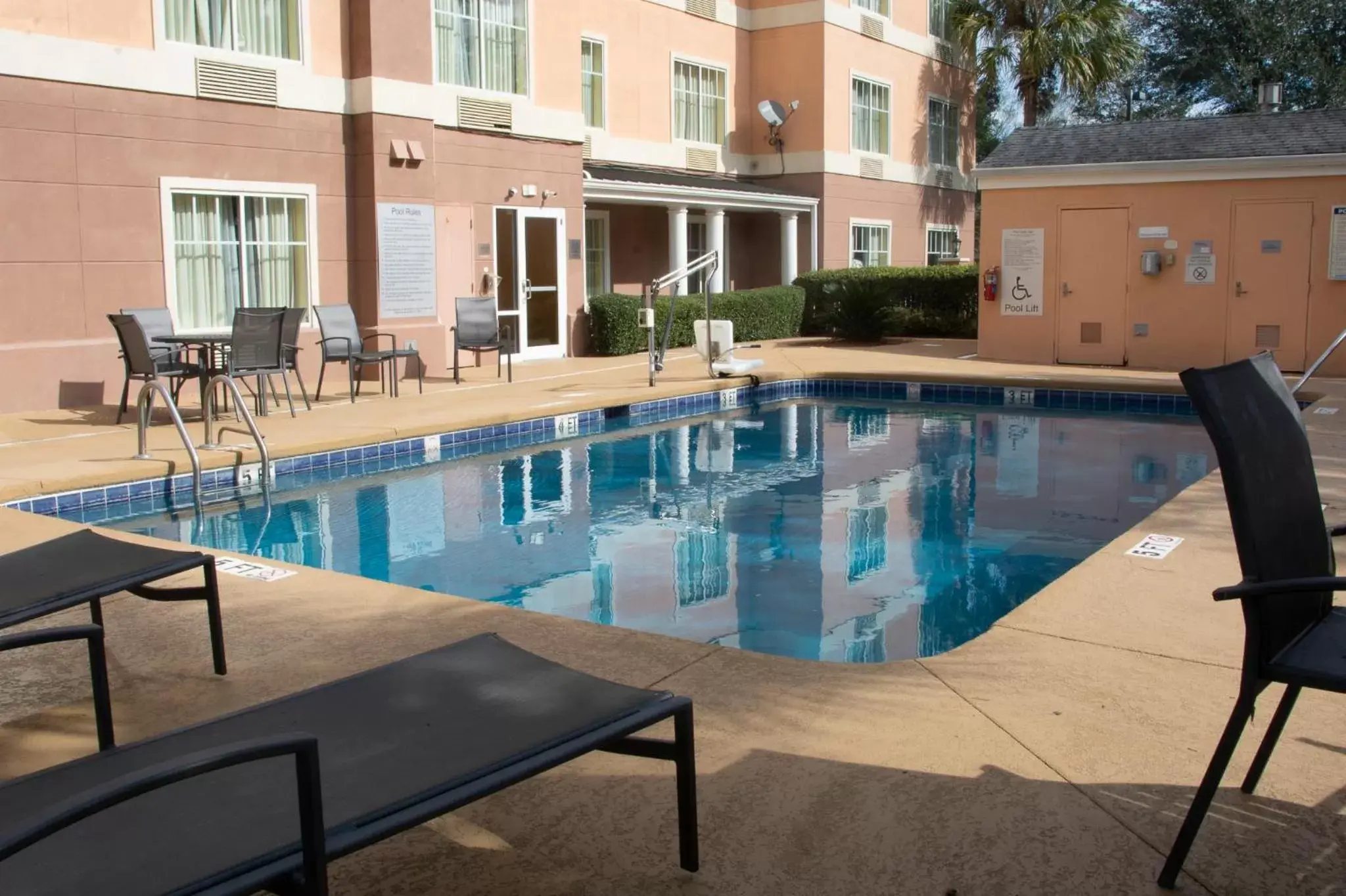 Swimming Pool in Okatie Hilton Head Hotel