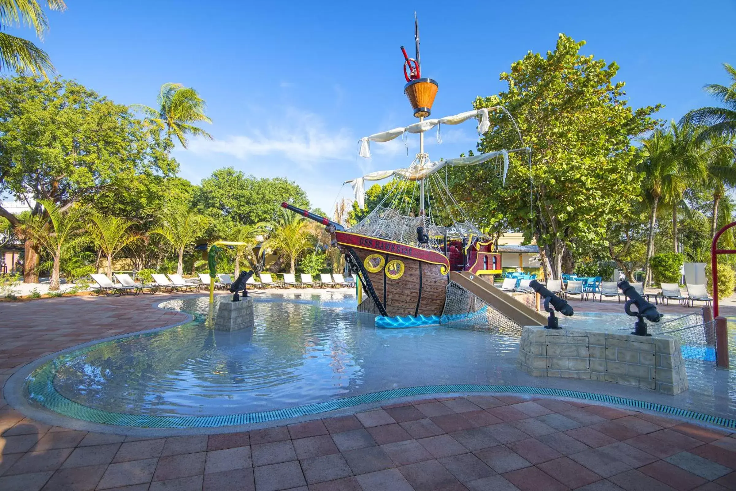 Aqua park, Swimming Pool in Hawks Cay Resort