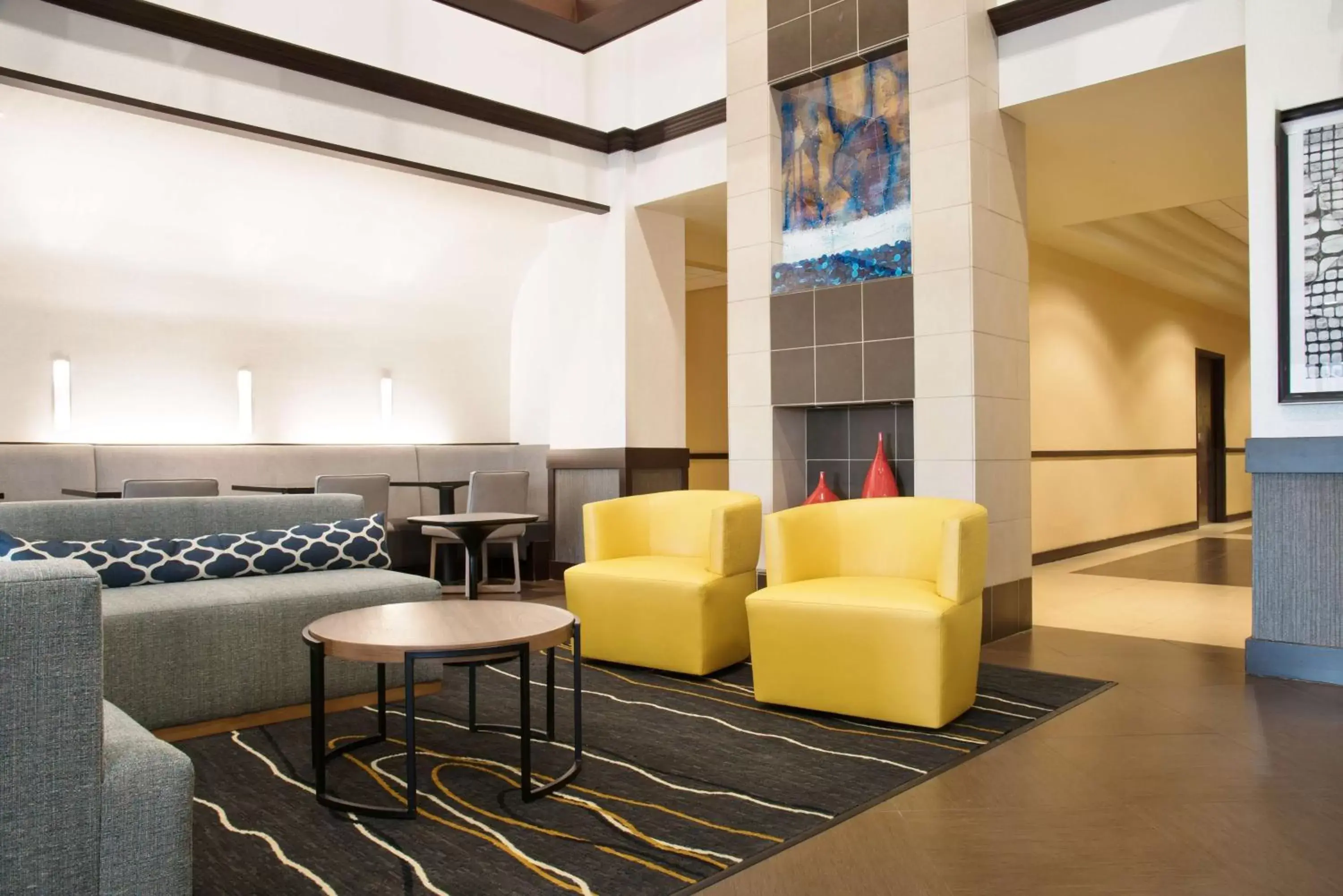 Lobby or reception, Lounge/Bar in Hyatt Place Eden Prairie