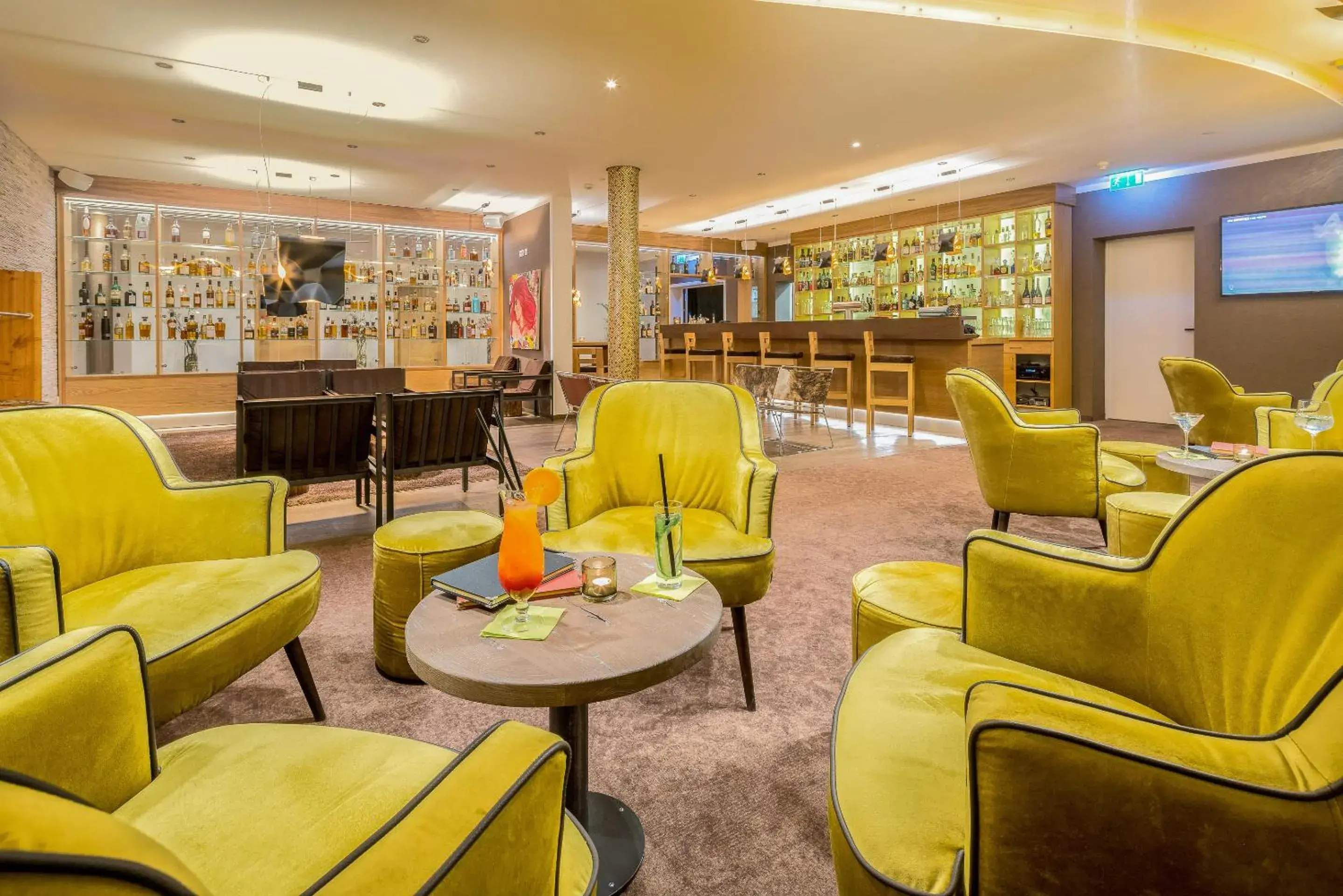 Lounge or bar, Lounge/Bar in Best Western Plus iO Hotel