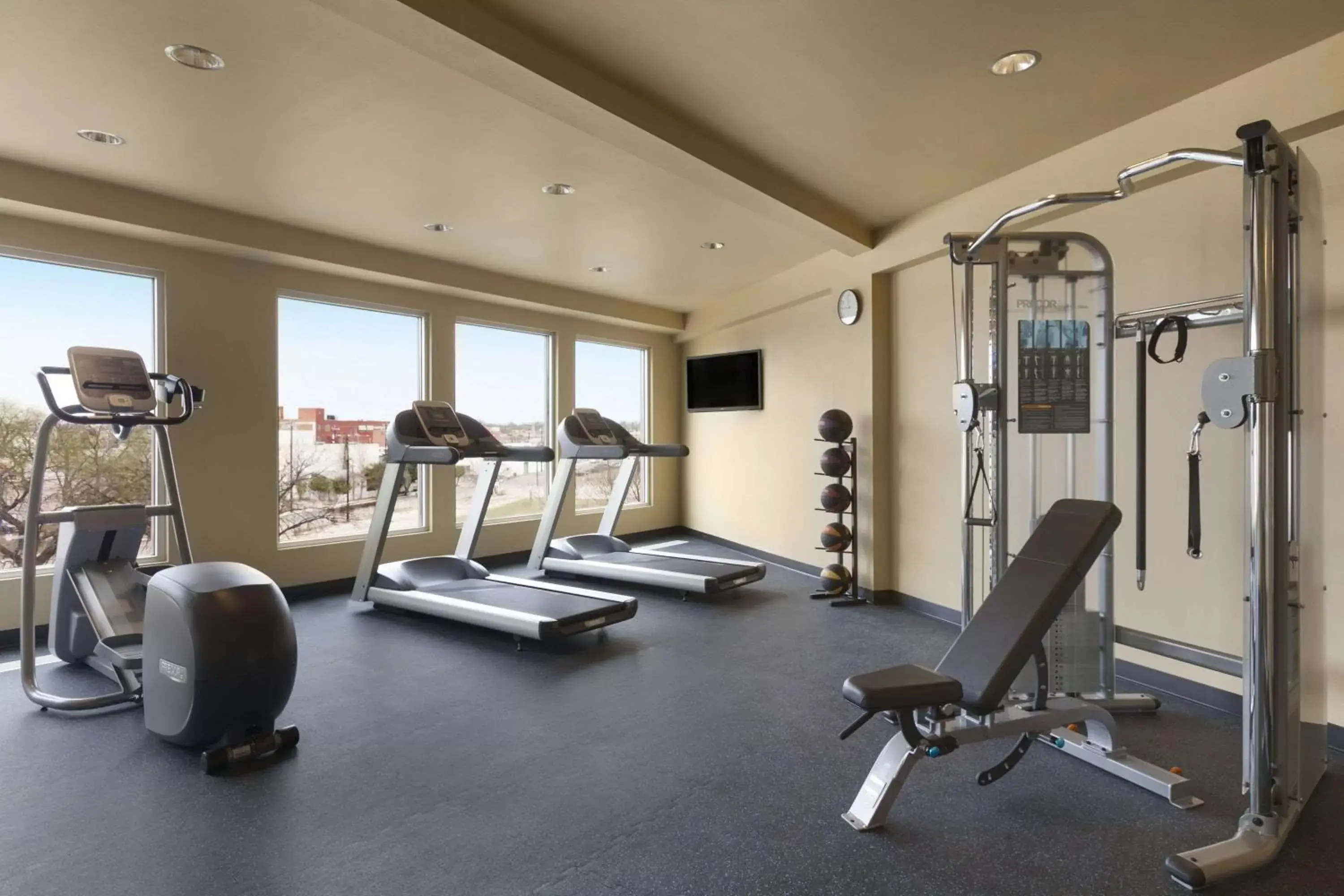 Fitness centre/facilities, Fitness Center/Facilities in Wyndham Garden River Walk Museum Reach