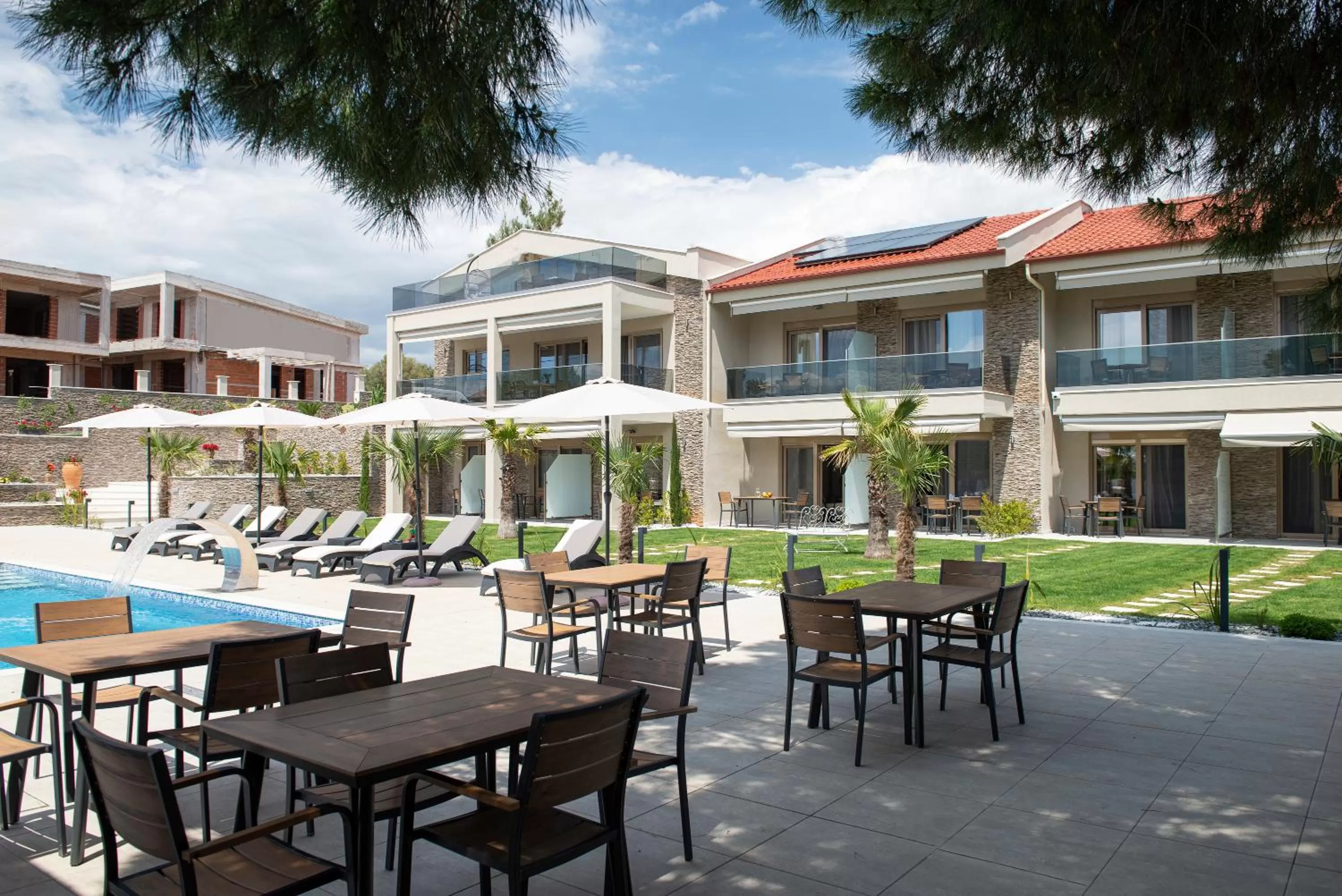 Property building in Villa Sara