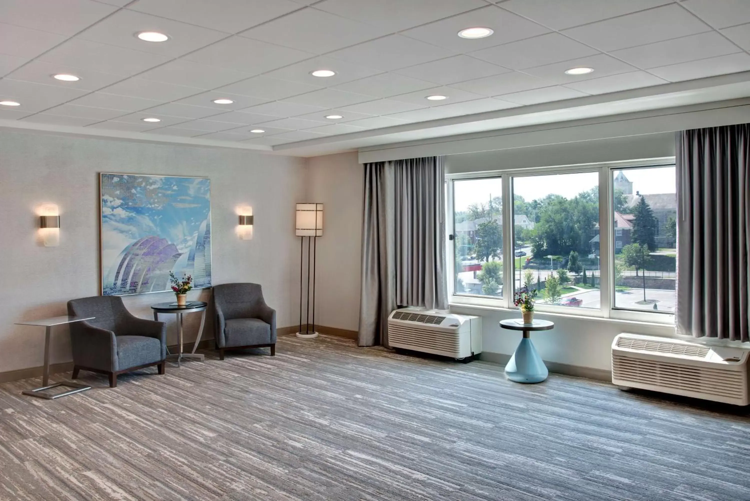 Living room, Seating Area in Hilton Garden Inn Kansas City/Kansas