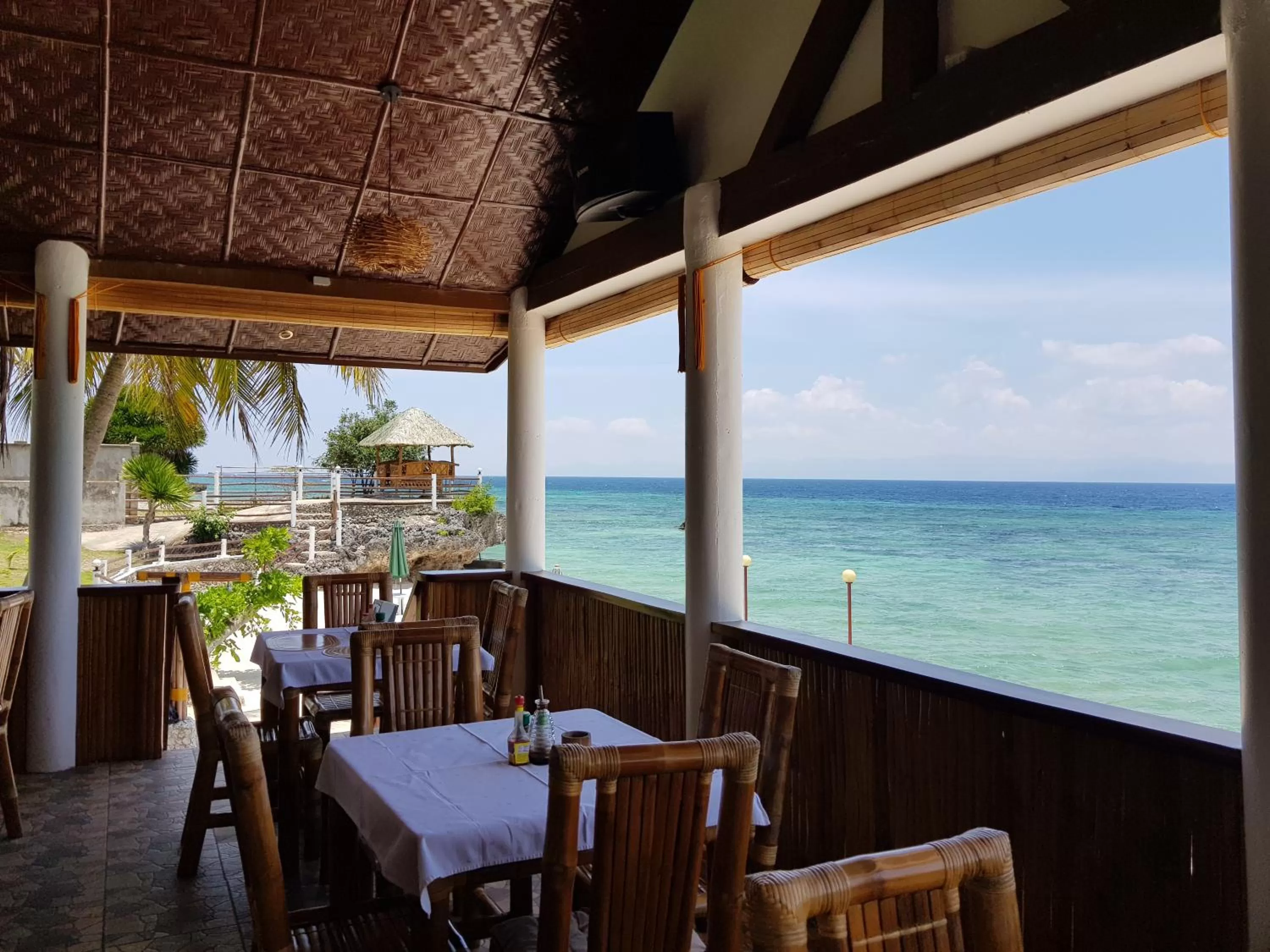 Restaurant/places to eat in Tauig Beach Resort